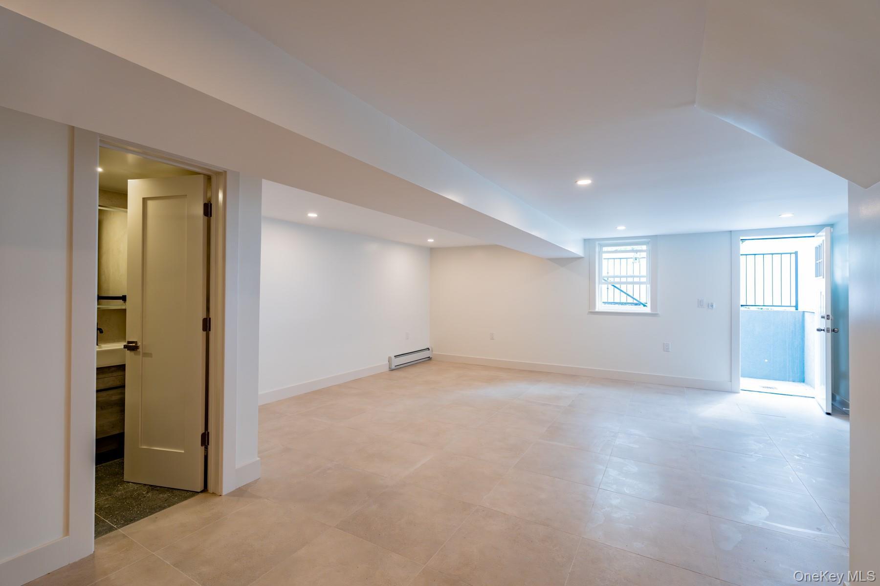 Single Family 106th  Brooklyn, NY 11236, MLS-964545-35