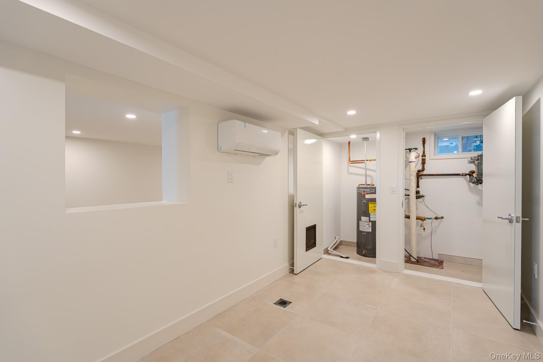 Single Family 106th  Brooklyn, NY 11236, MLS-964545-36