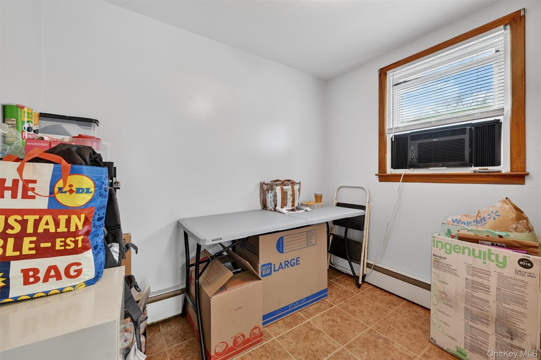 Single Family Valewood  Orange County, NY 12553, MLS-964560-25