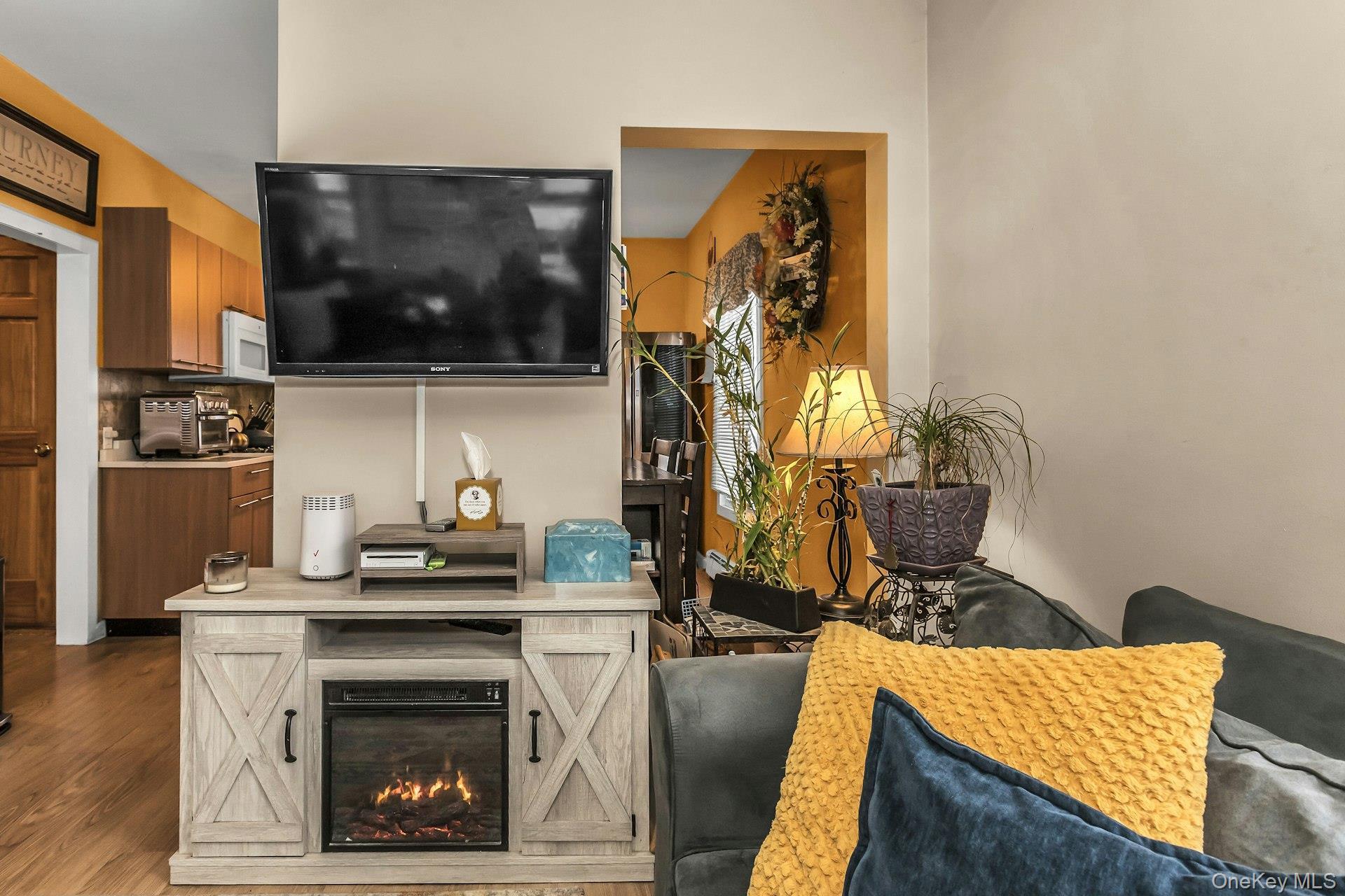 Single Family Altamont  Nassau County, NY 11579, MLS-964571-6