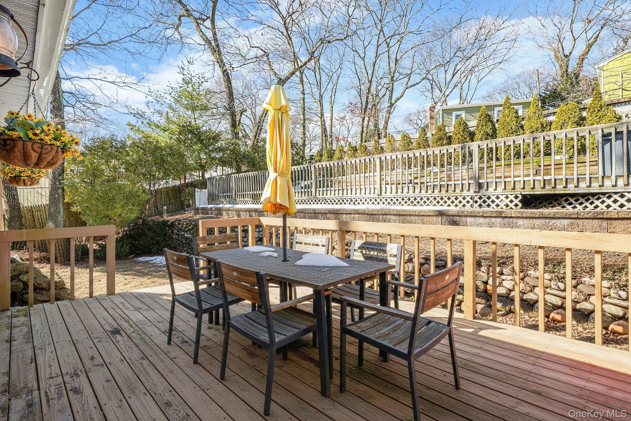 Single Family Hillside  Suffolk County, NY 11789, MLS-964582-31