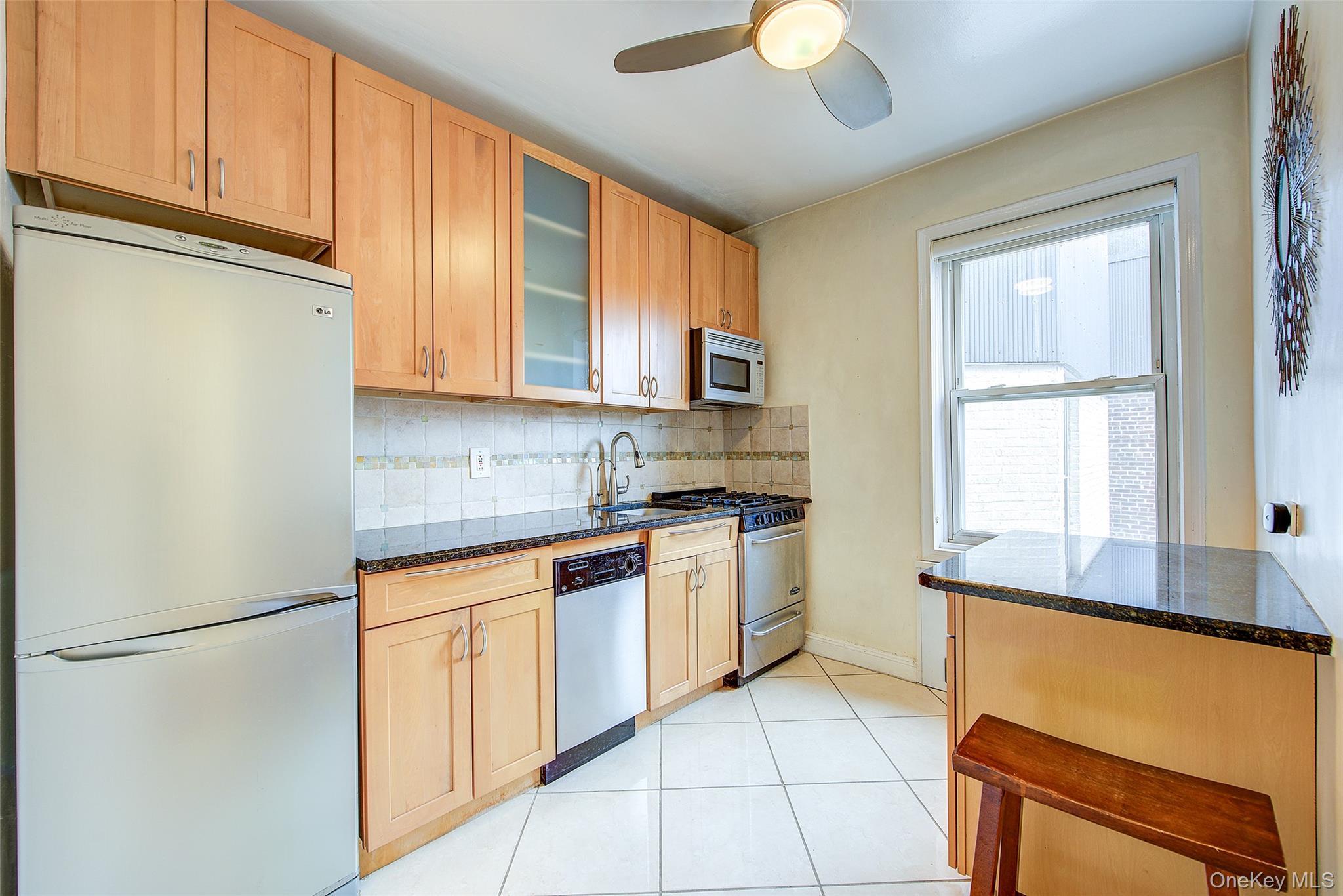 Coop 72  Queens, NY 11375, MLS-964591-5