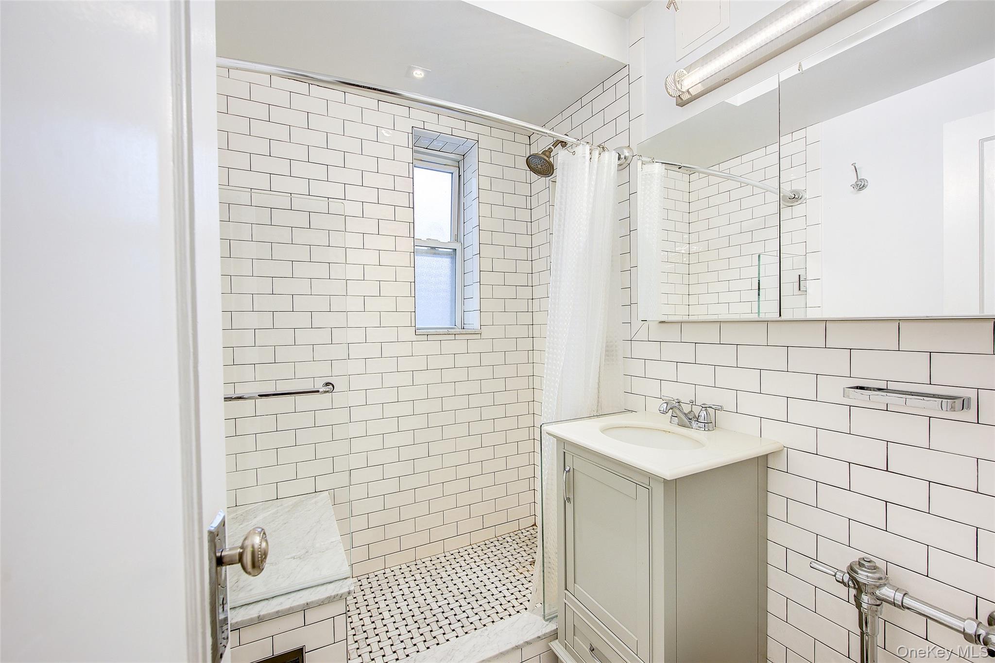 Coop 72  Queens, NY 11375, MLS-964591-9