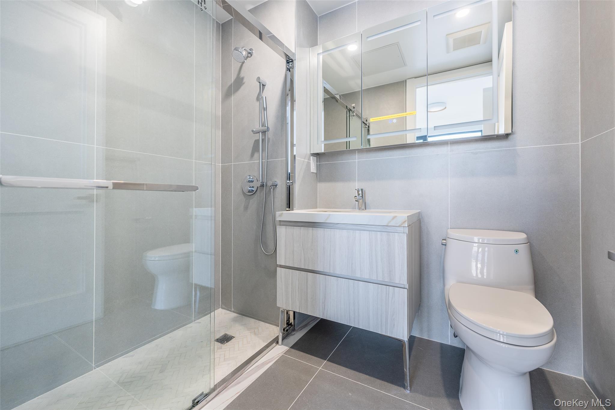 Condo Franklin Queens, NY 11355, MLS-964609-24