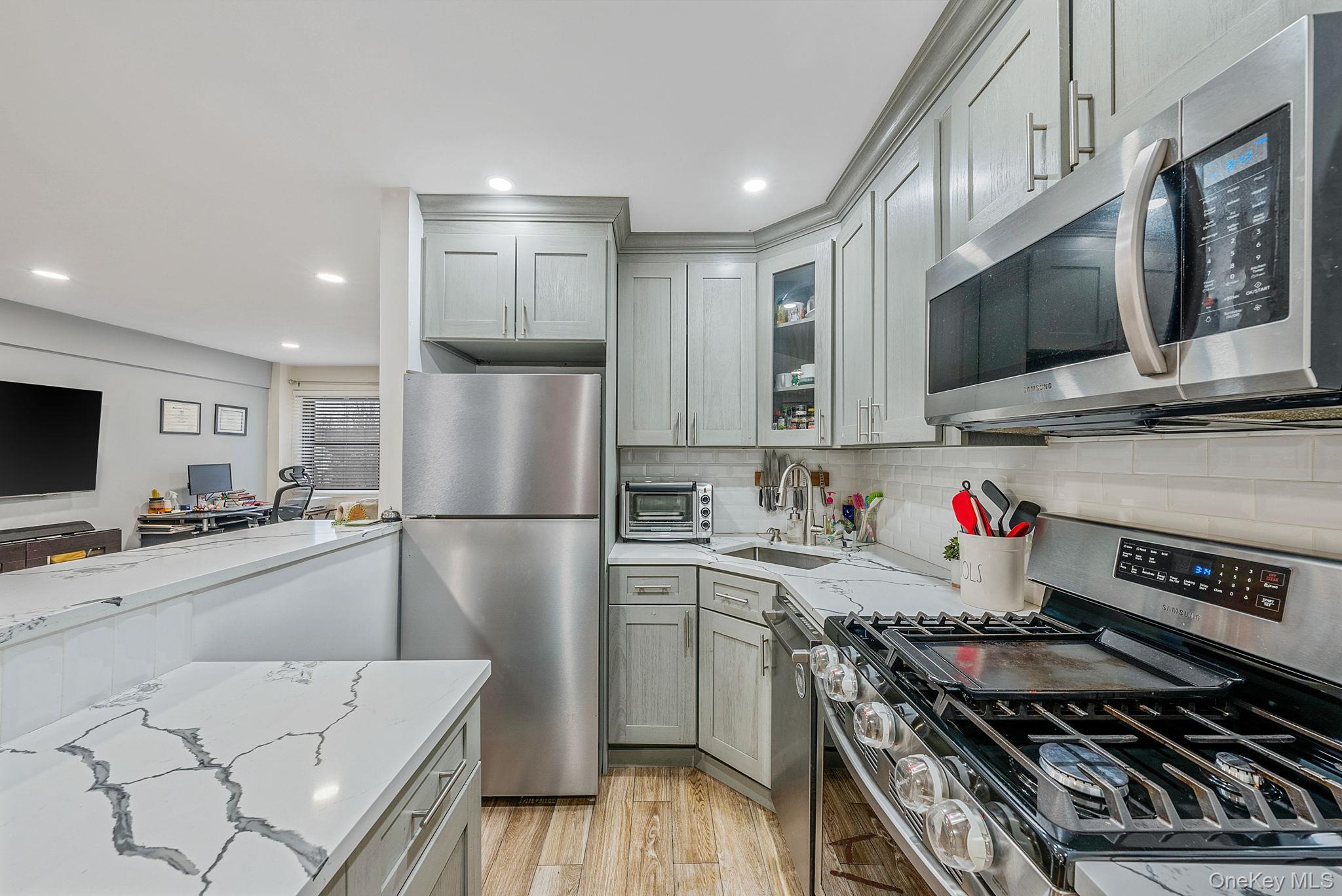 Coop Park  Nassau County, NY 11021, MLS-964617-8