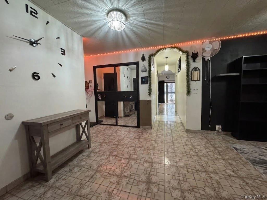 Single Family 69th Queens, NY 11378, MLS-964639-2