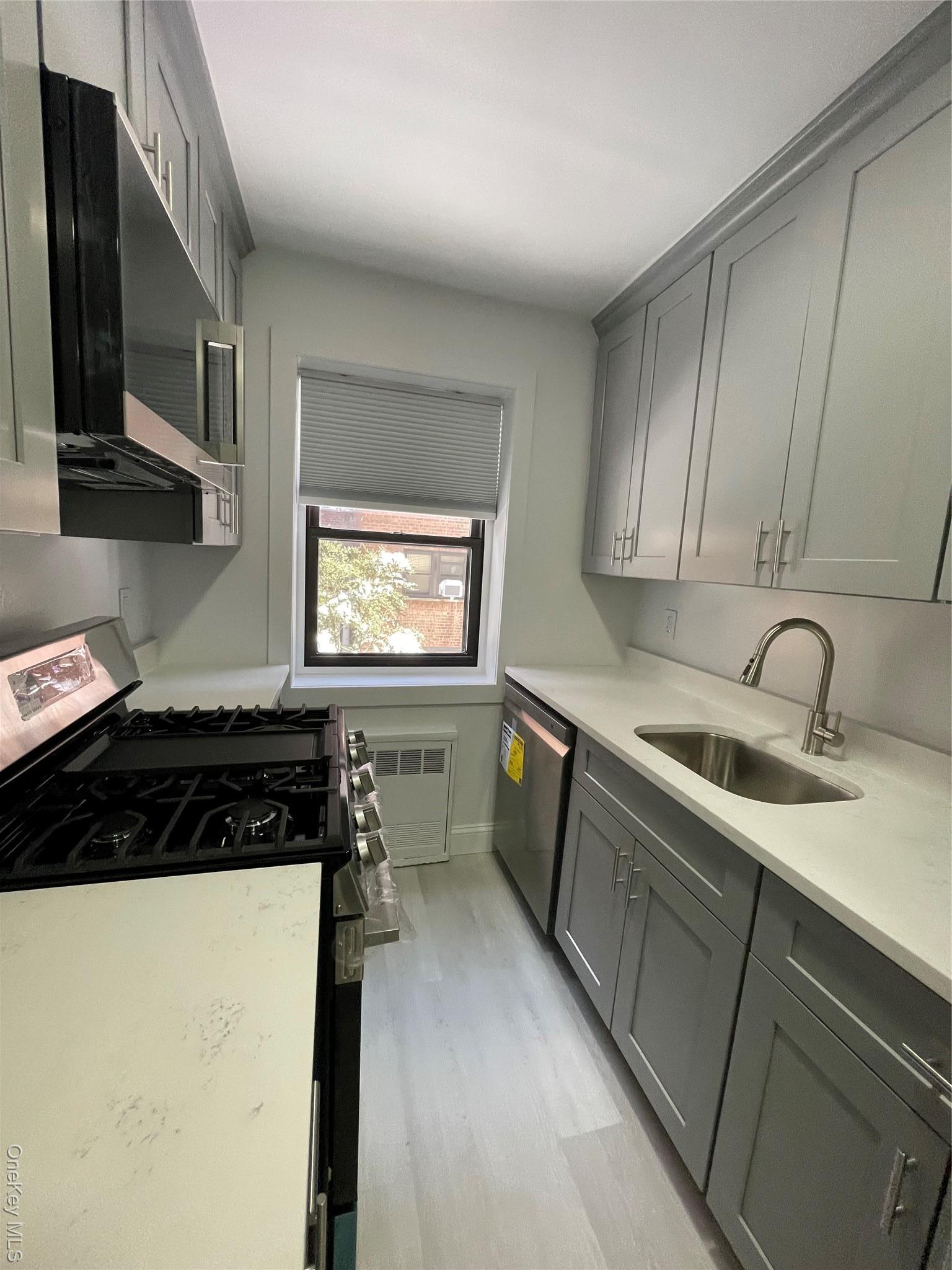 Coop Metropolitan Queens, NY 11415, MLS-964653-15