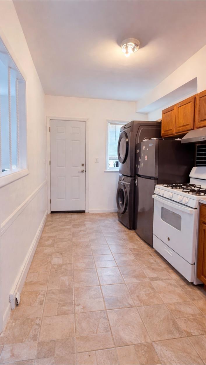 Single Family Matthews Avenue  Bronx, NY 10462, MLS-964722-11