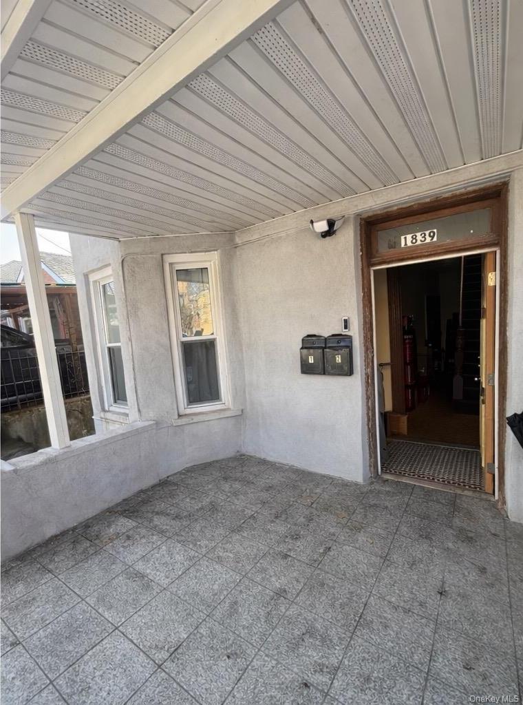 Single Family Matthews Avenue Bronx, NY 10462, MLS-964722-6