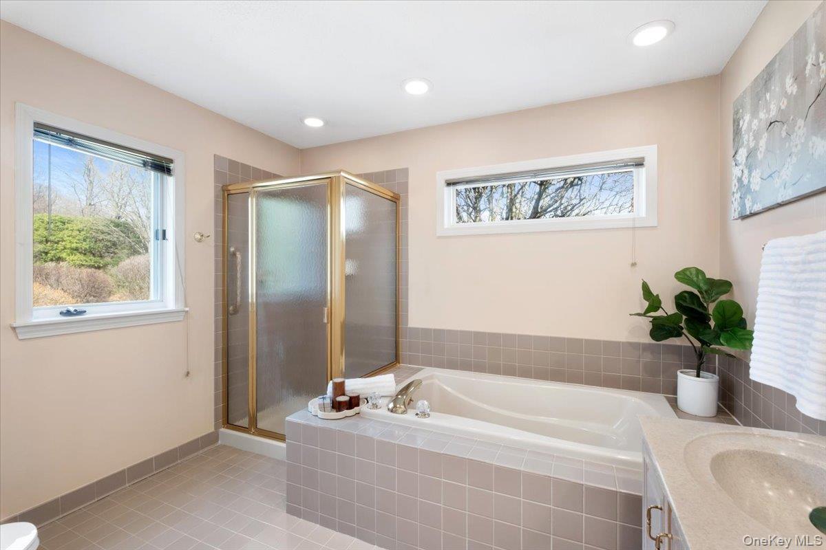 Condo Heritage  Westchester County, NY 10589, MLS-964728-29