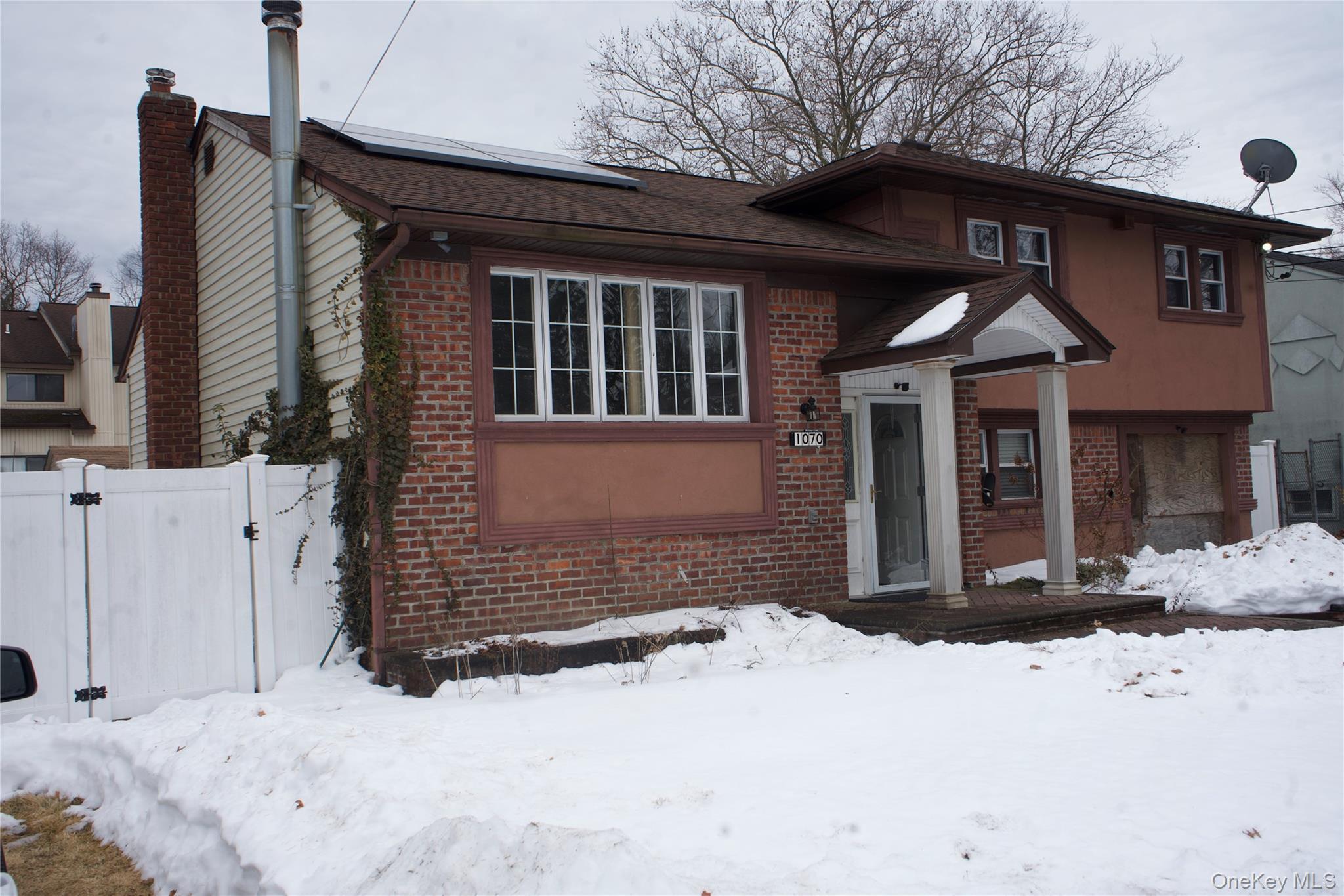 Single Family Cramer  Nassau County, NY 11510, MLS-964732-5