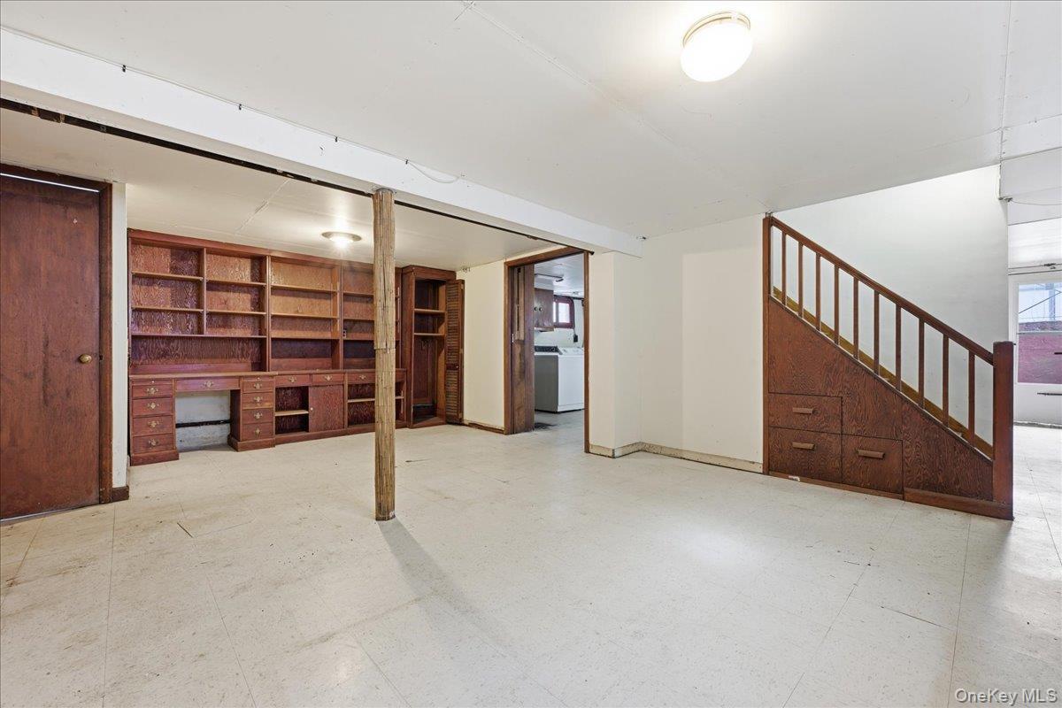 Single Family 263rd  Queens, NY 11004, MLS-964733-29