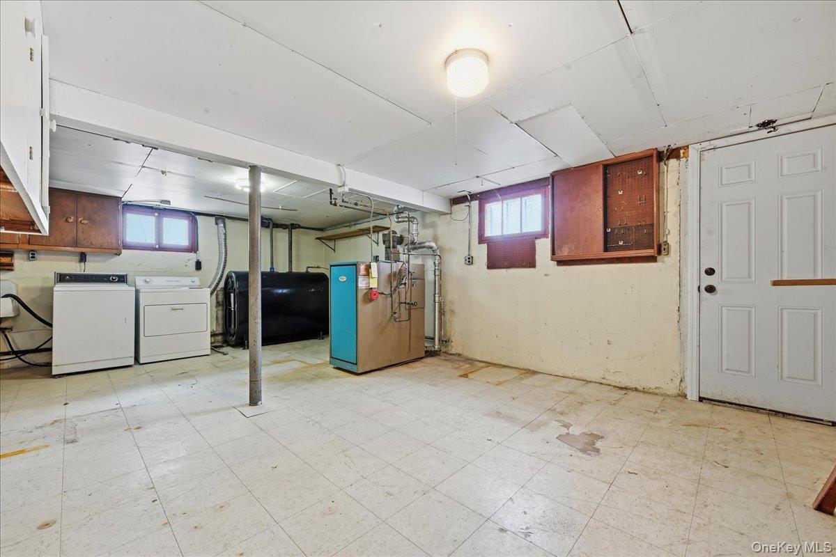 Single Family 263rd  Queens, NY 11004, MLS-964733-32