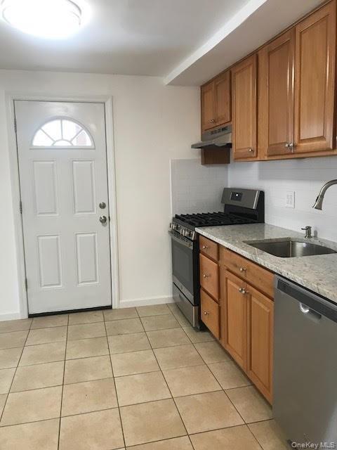 Single Family Main Street  Rockland County, NY 10923, MLS-964737-5