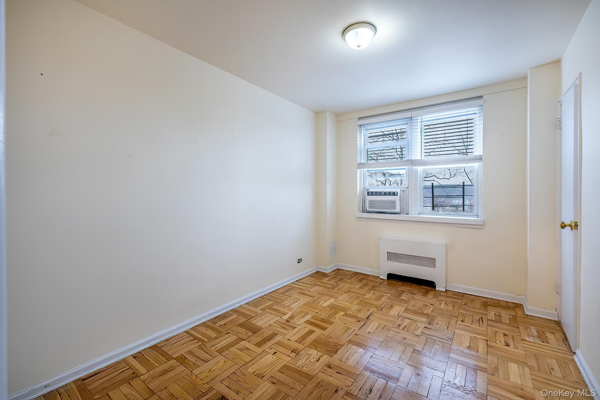 Coop Knolls  Bronx, NY 10463, MLS-964782-9