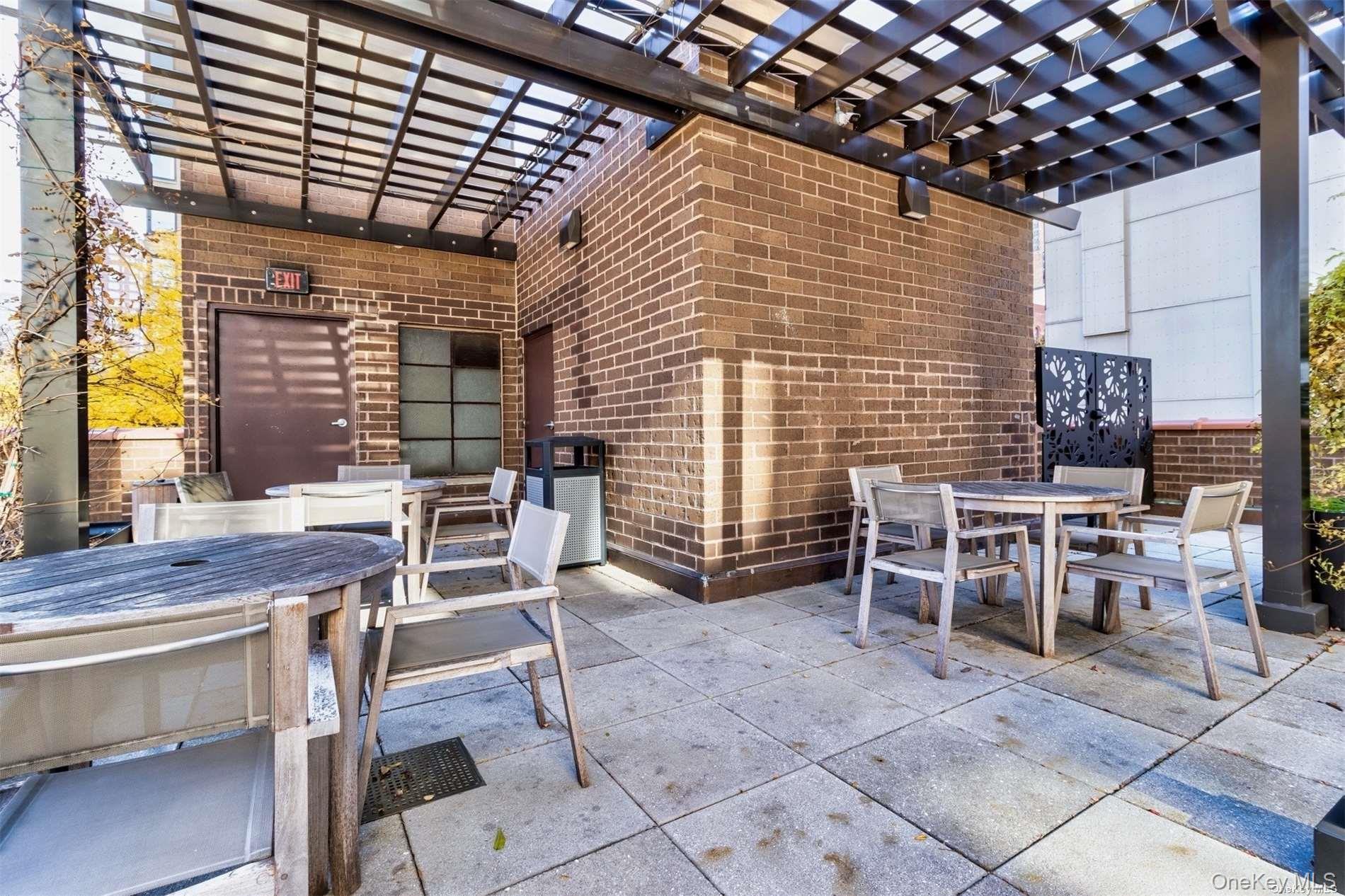 Apartment 93rd Manhattan, NY 10128, MLS-964822-32