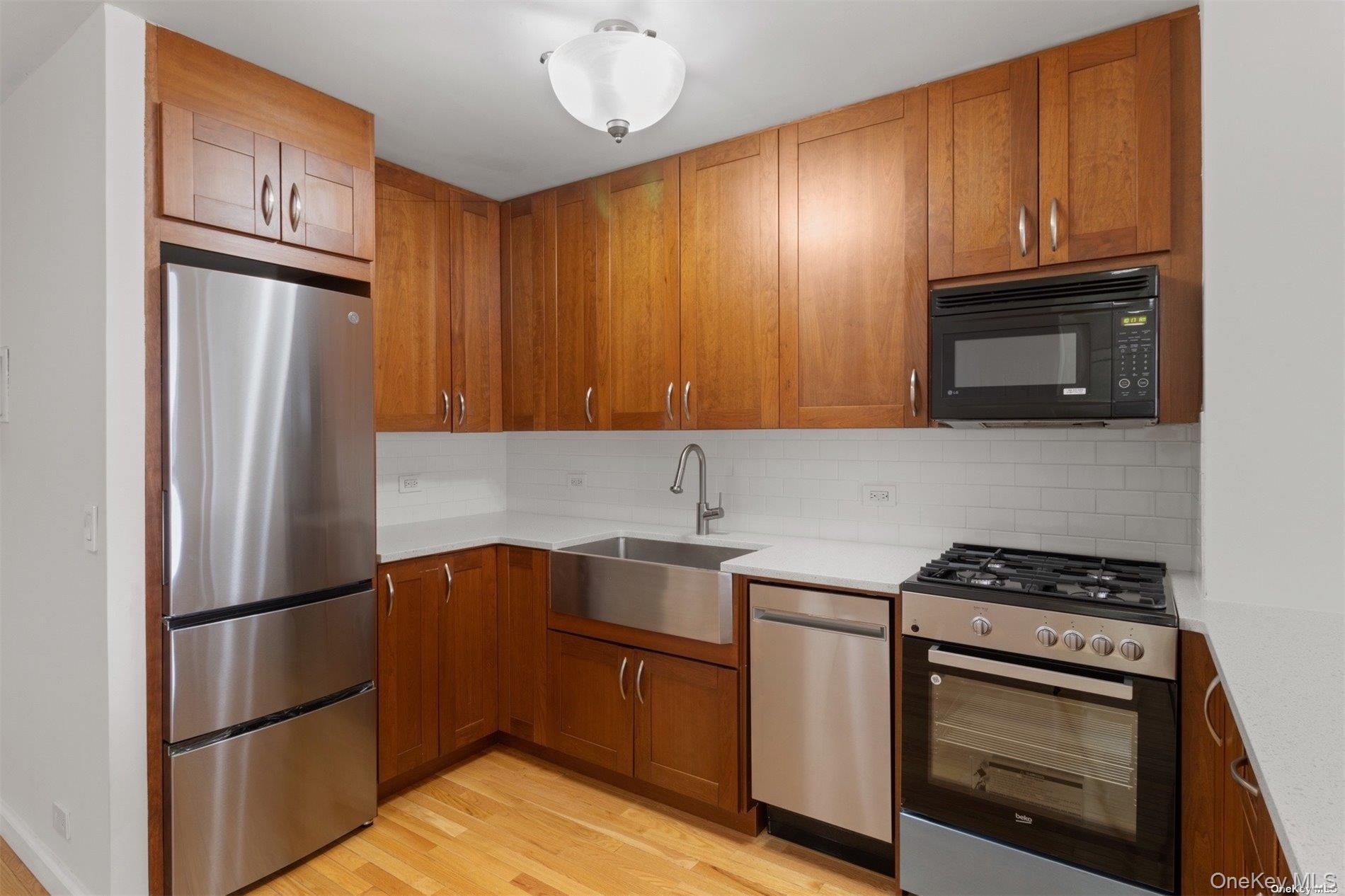Apartment 93rd Manhattan, NY 10128, MLS-964822-4