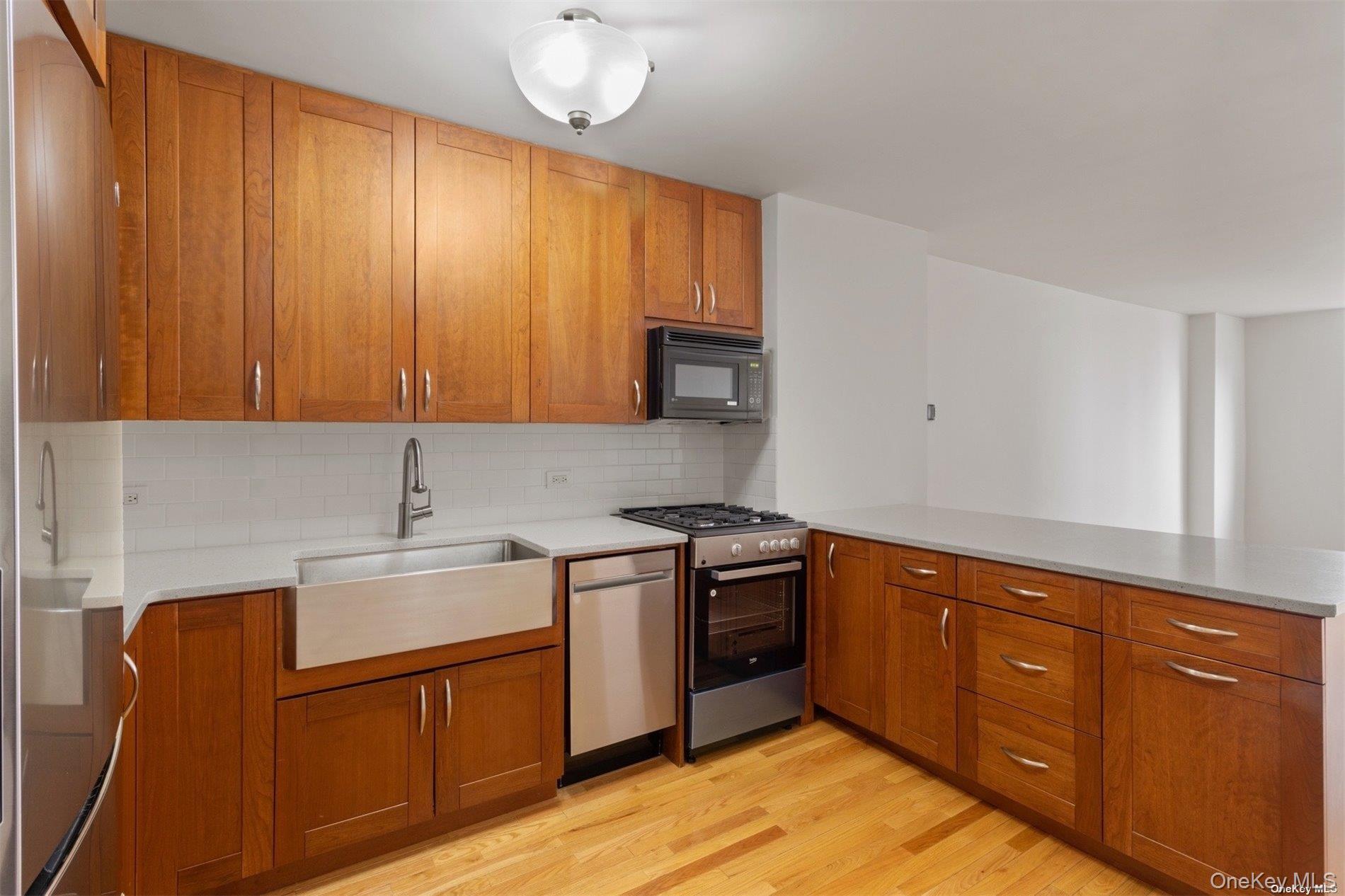 Apartment 93rd Manhattan, NY 10128, MLS-964822-6
