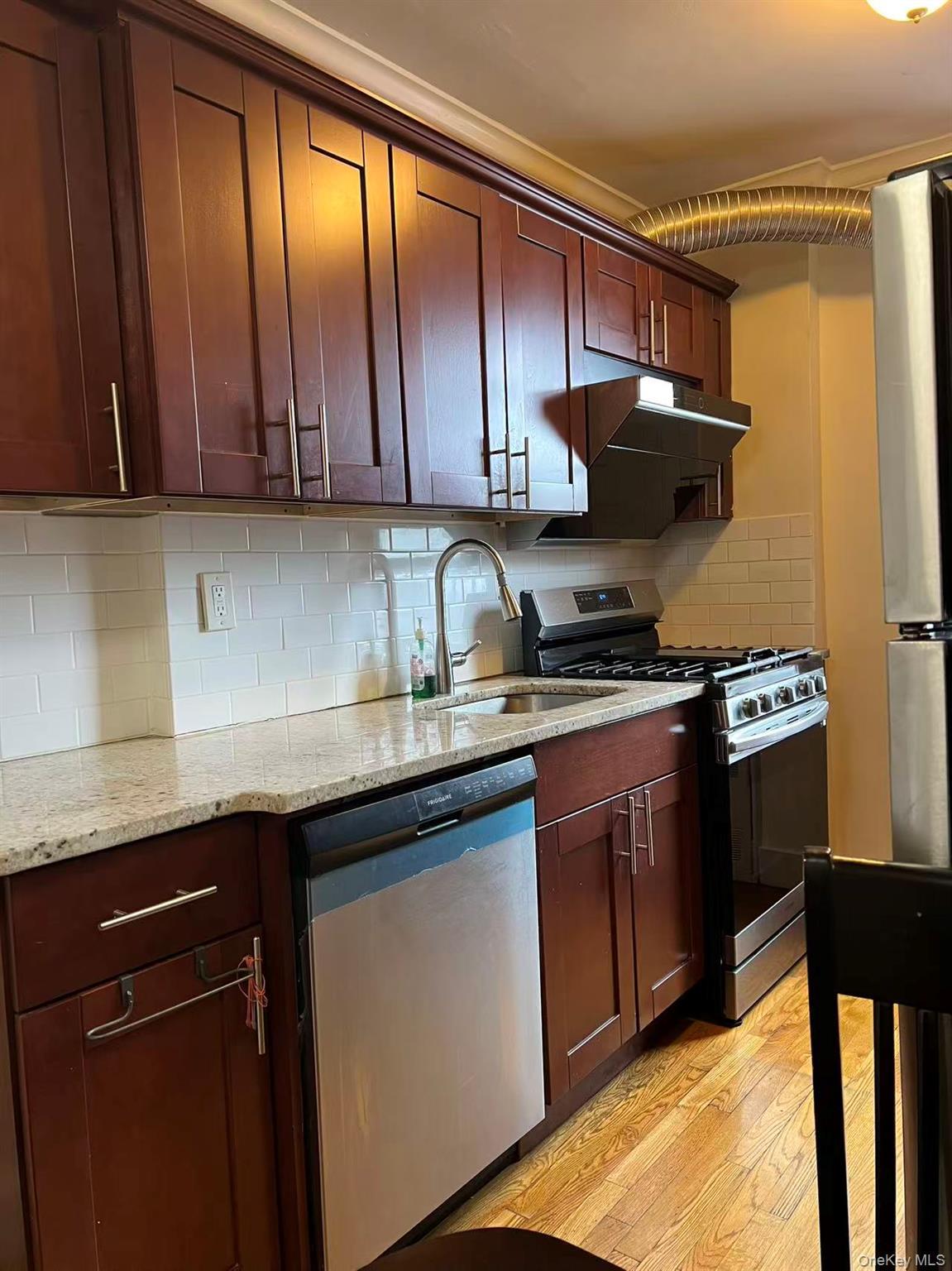 Coop 71st  Queens, NY 11367, MLS-964823-4