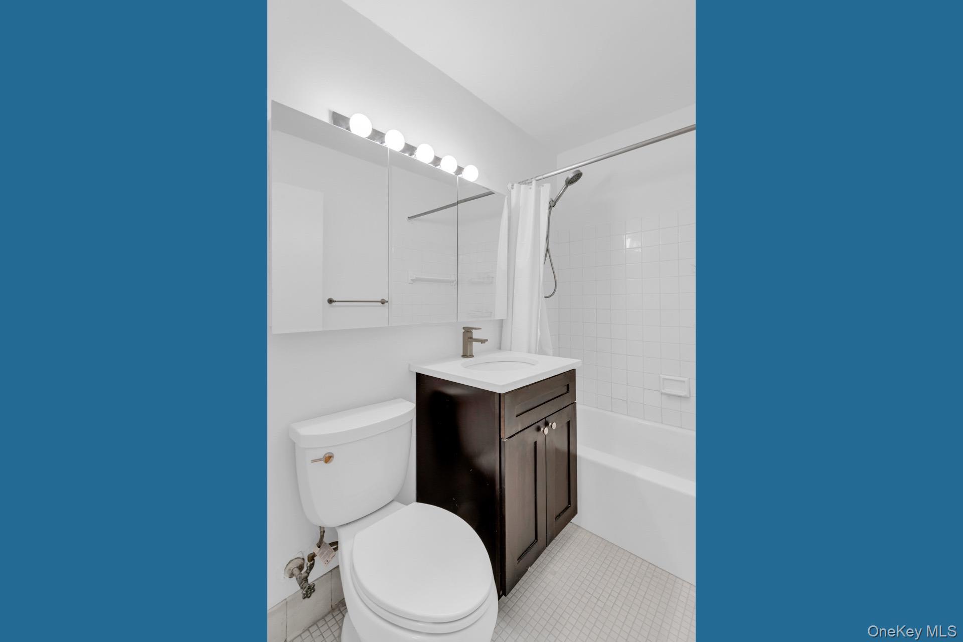 Apartment 93rd  Manhattan, NY 10128, MLS-964831-15