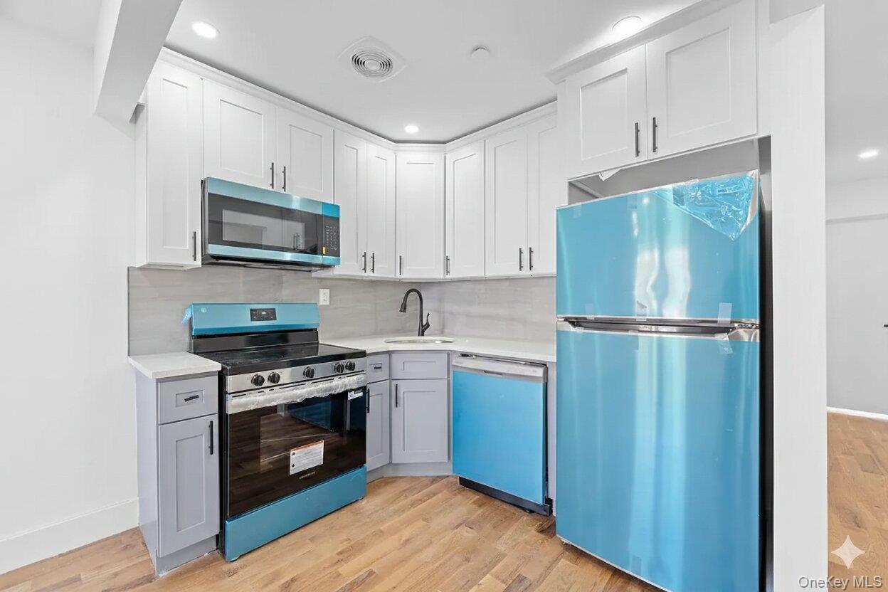 Single Family Blake  Brooklyn, NY 11208, MLS-964850-10