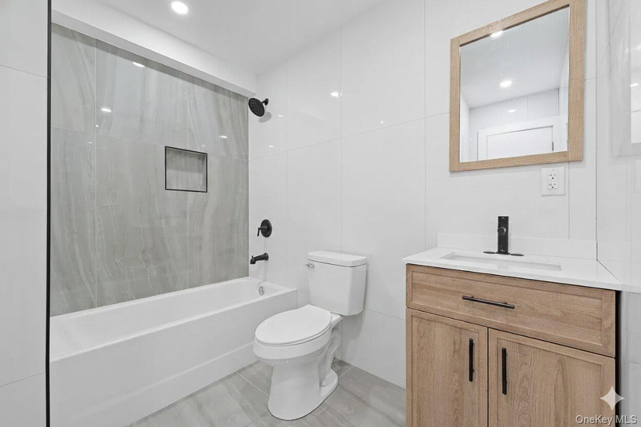 Single Family Blake  Brooklyn, NY 11208, MLS-964850-19