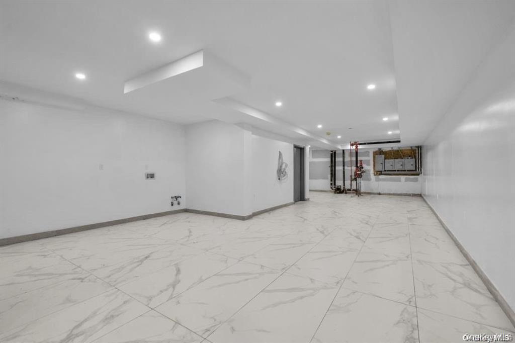 Single Family 32nd  Queens, NY 11354, MLS-964861-8