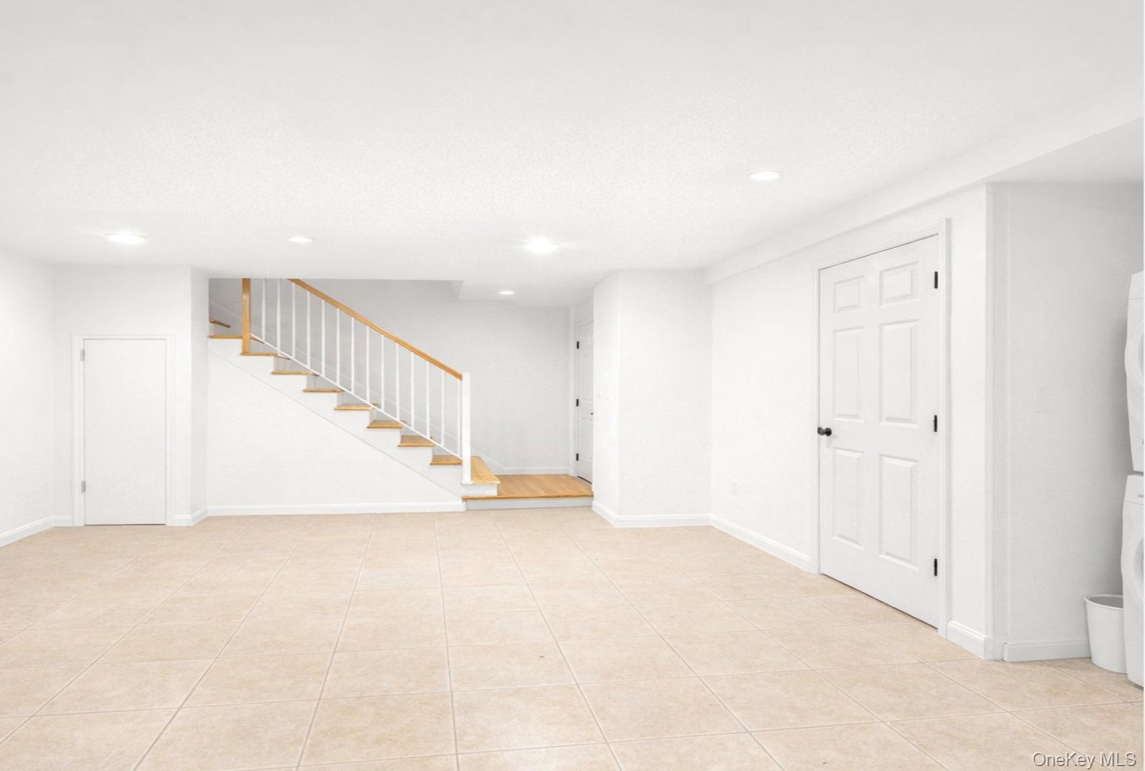 Condo 194th  Queens, NY 11358, MLS-964876-13