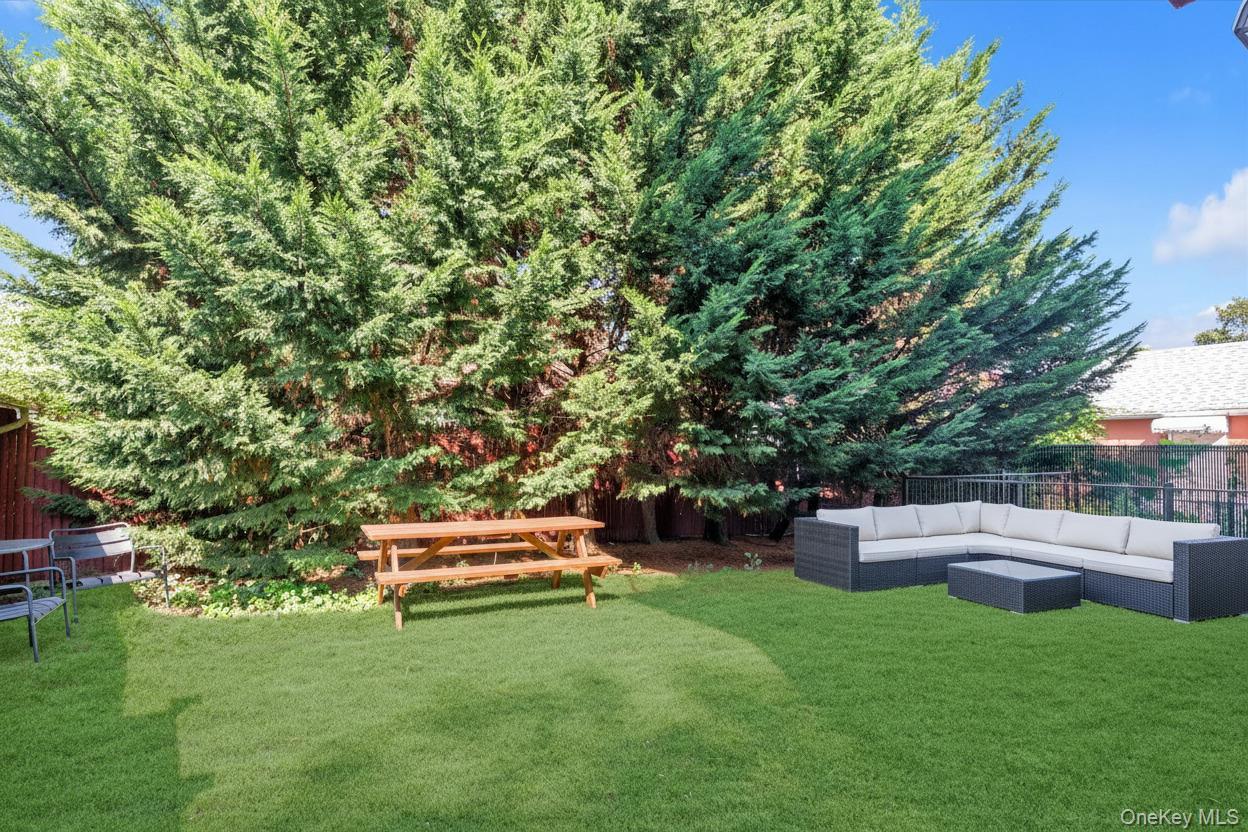 Condo 194th  Queens, NY 11358, MLS-964876-15