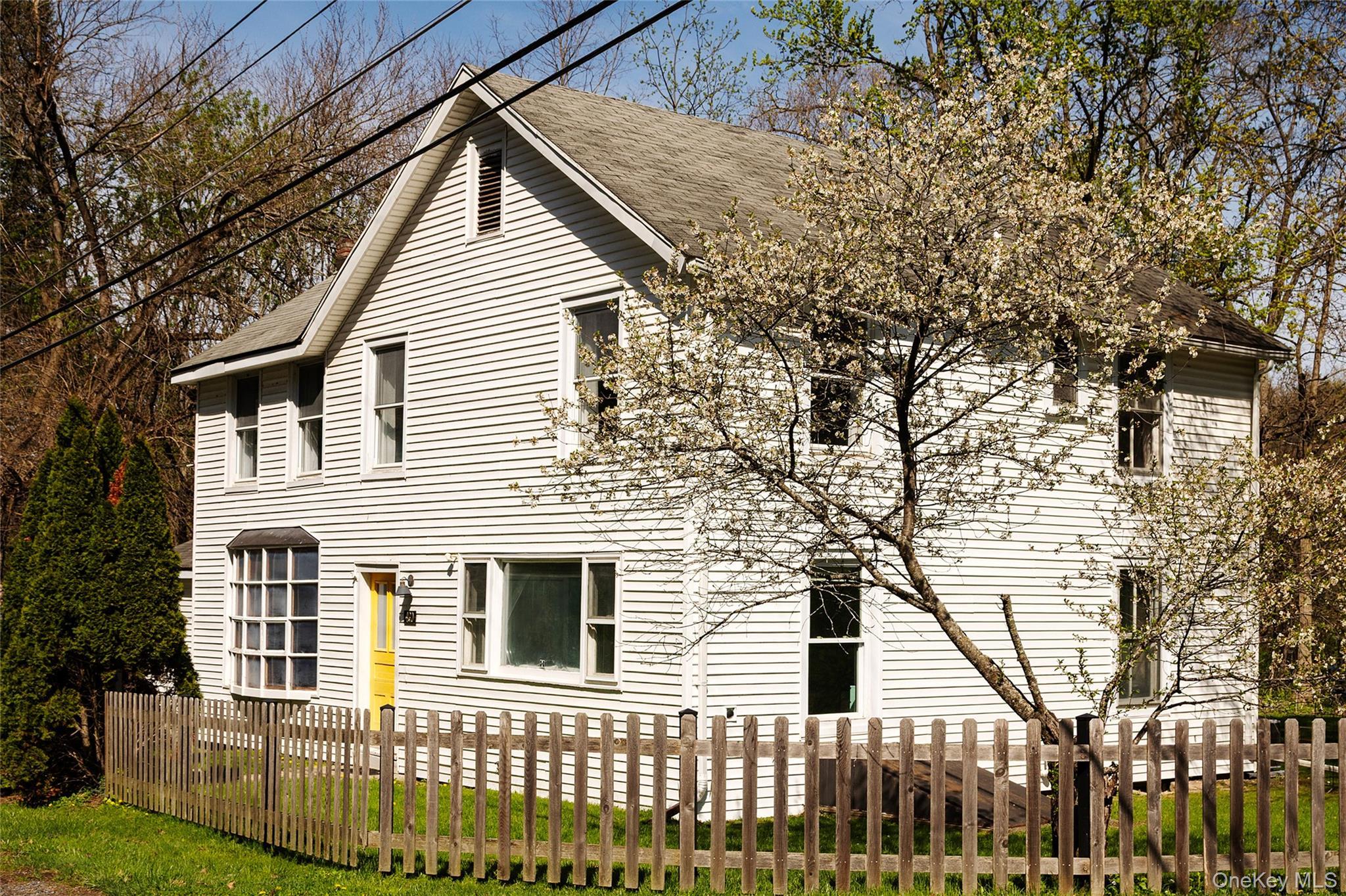 Single Family Rhinecliff  Dutchess County, NY 12572, MLS-964881-2