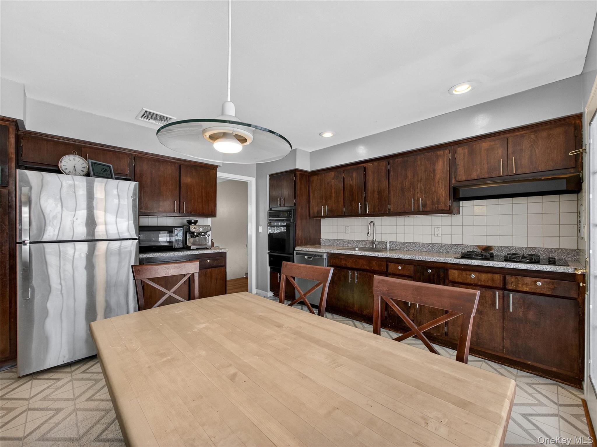 Single Family Mayer  Rockland County, NY 10901, MLS-964920-17
