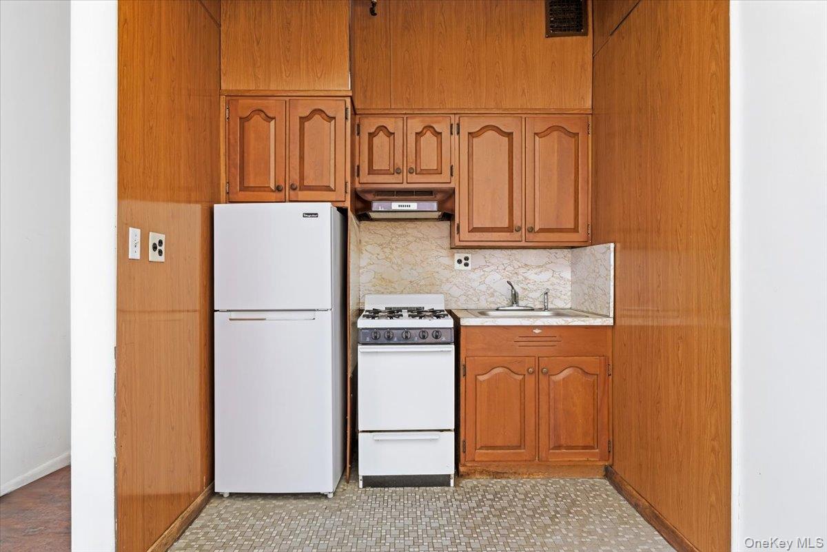 Single Family 139th  Manhattan, NY 10030, MLS-964927-27