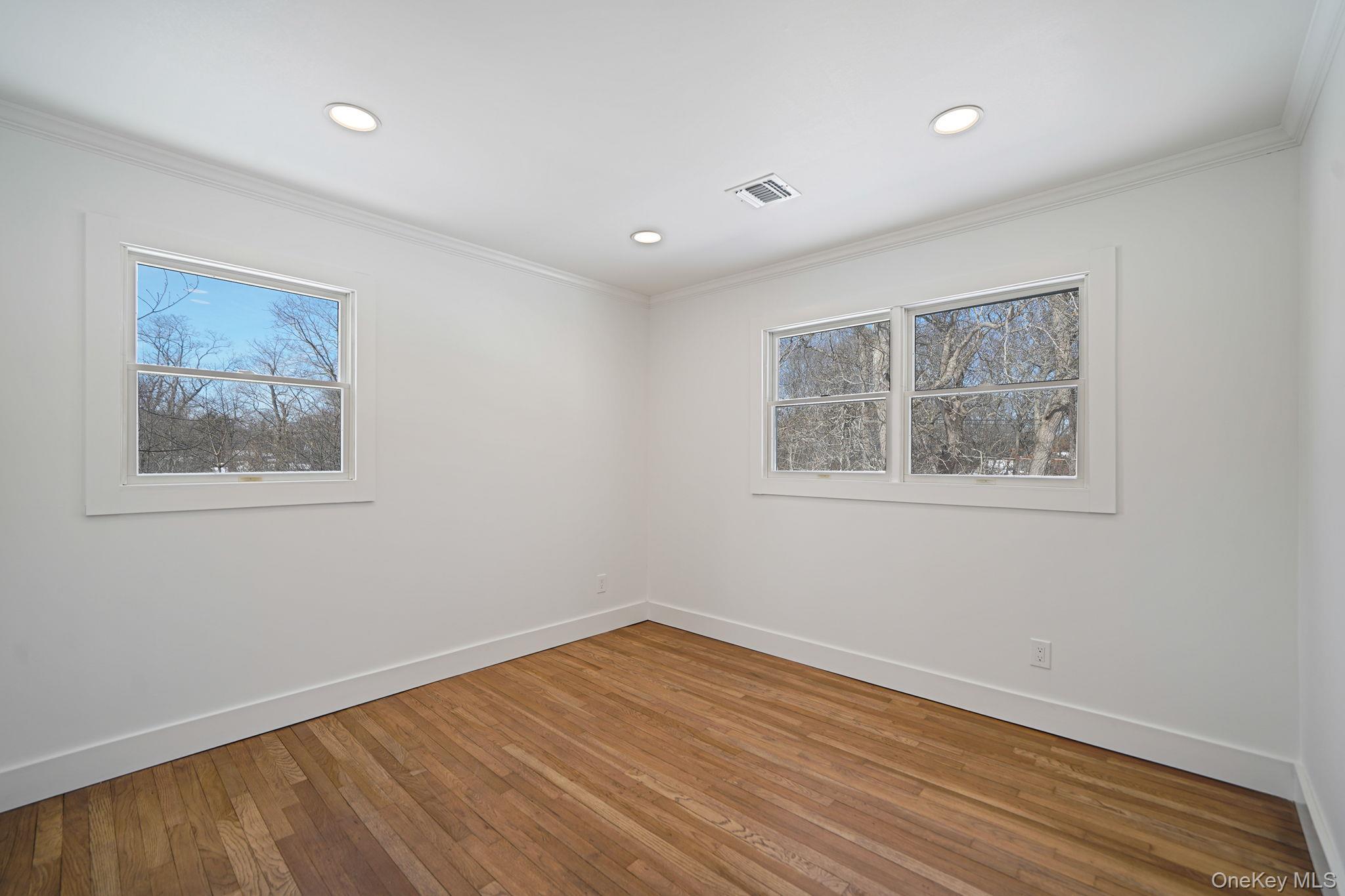Single Family Upper Sheep Pasture  Suffolk County, NY 11733, MLS-964930-25