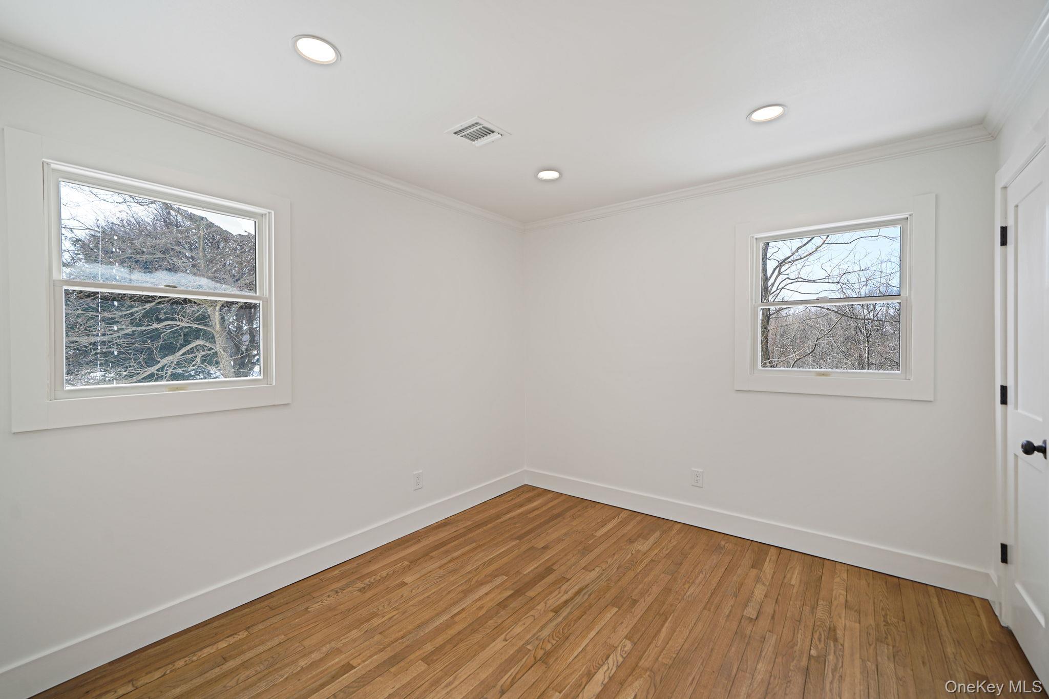 Single Family Upper Sheep Pasture  Suffolk County, NY 11733, MLS-964930-26