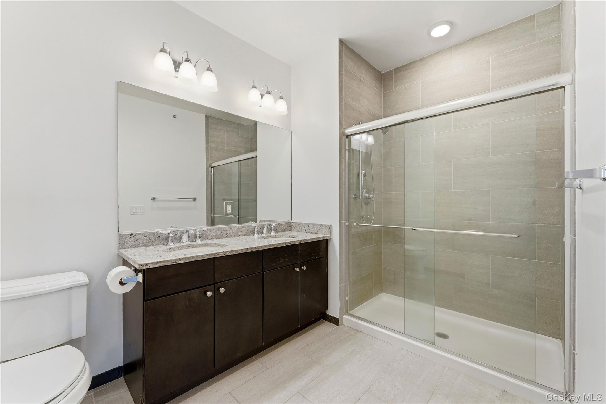 Condo Marina Pointe  Nassau County, NY 11518, MLS-964935-12