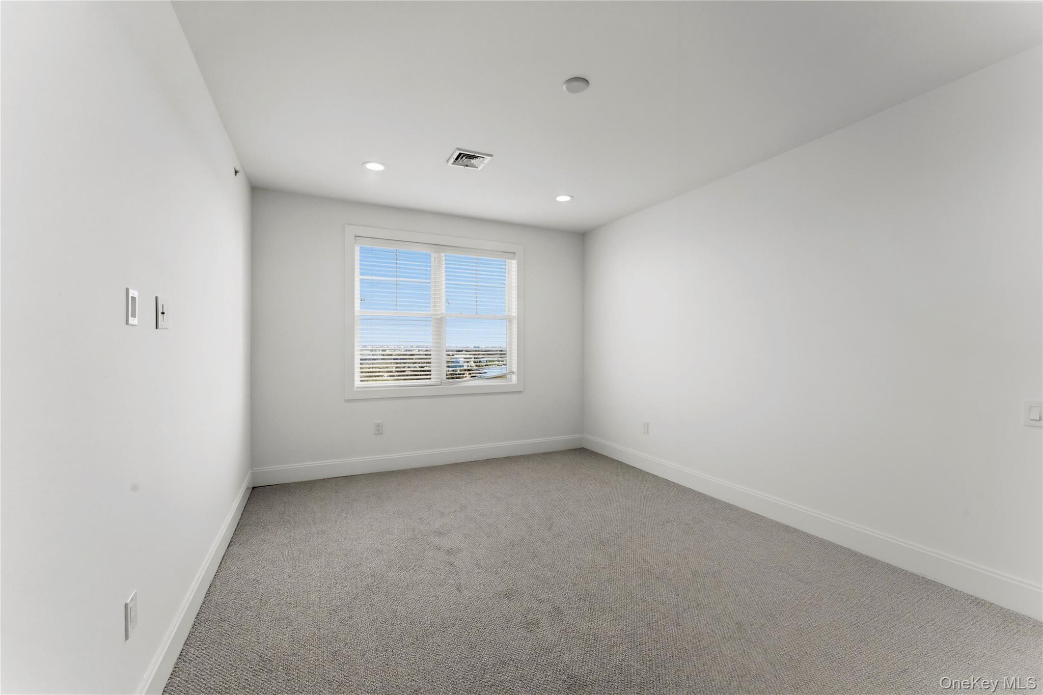 Condo Marina Pointe  Nassau County, NY 11518, MLS-964935-9