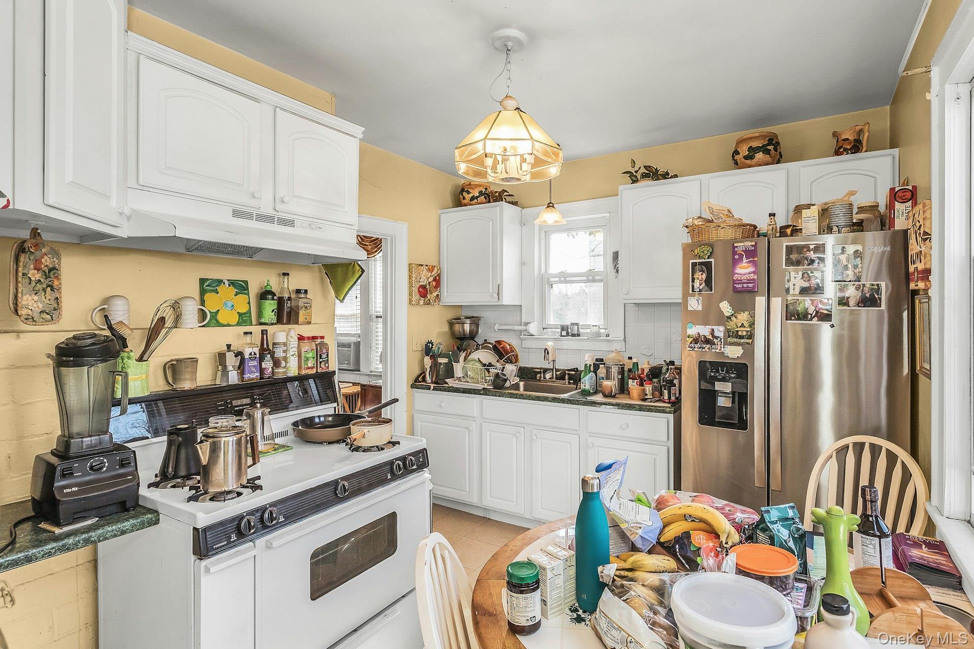 Single Family Babylon  Nassau County, NY 11520, MLS-965002-10