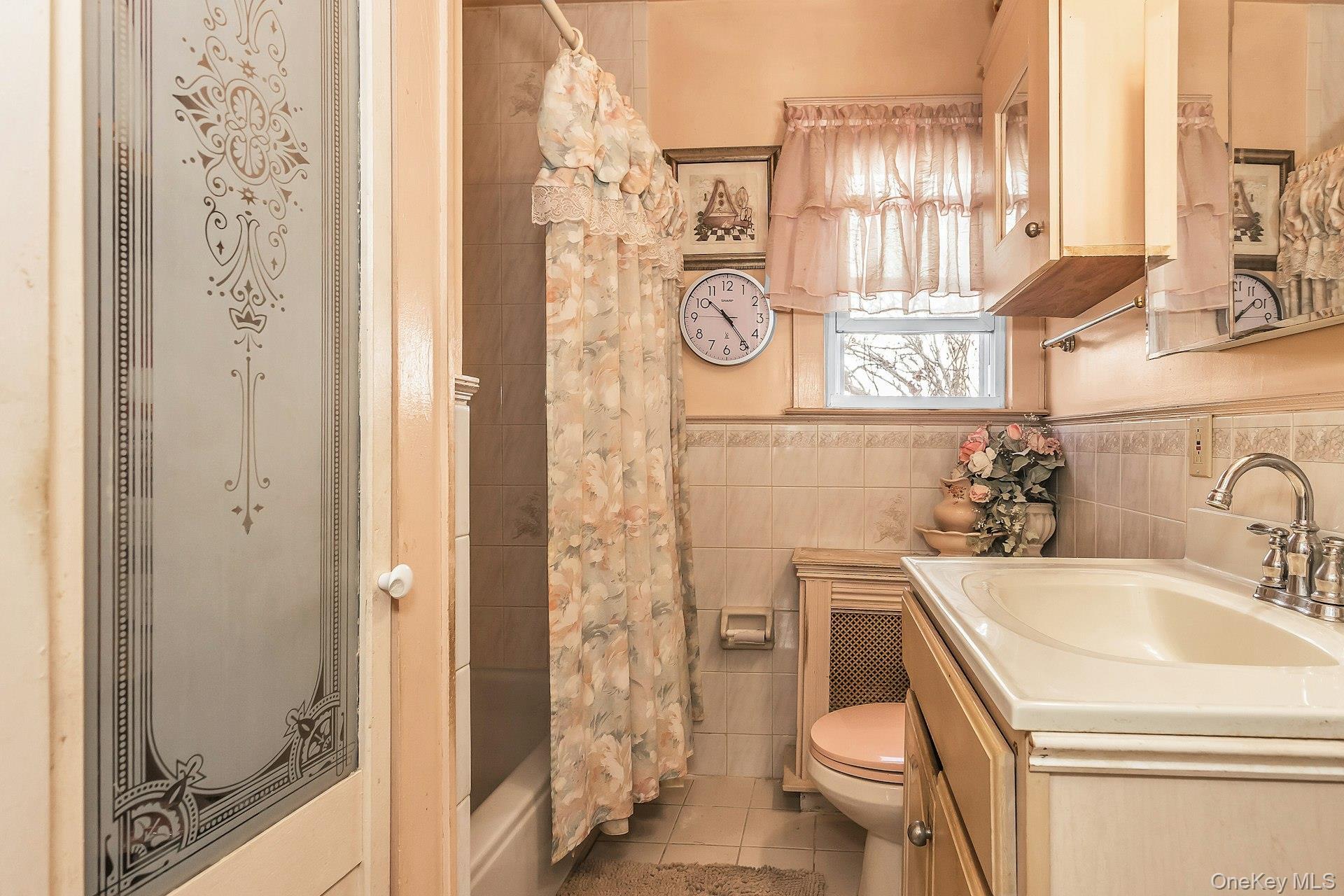 Single Family Babylon  Nassau County, NY 11520, MLS-965002-13