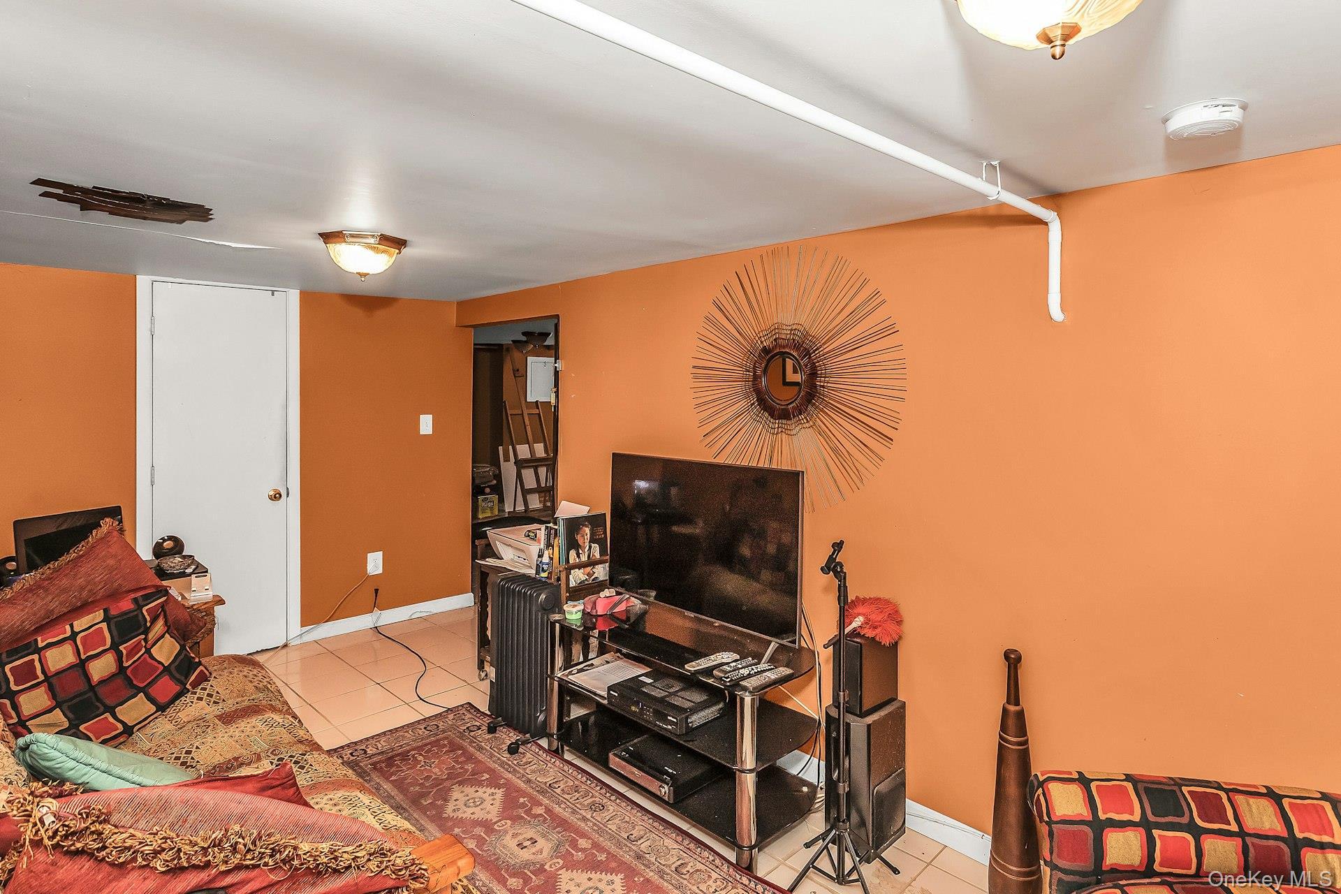 Single Family Babylon  Nassau County, NY 11520, MLS-965002-15