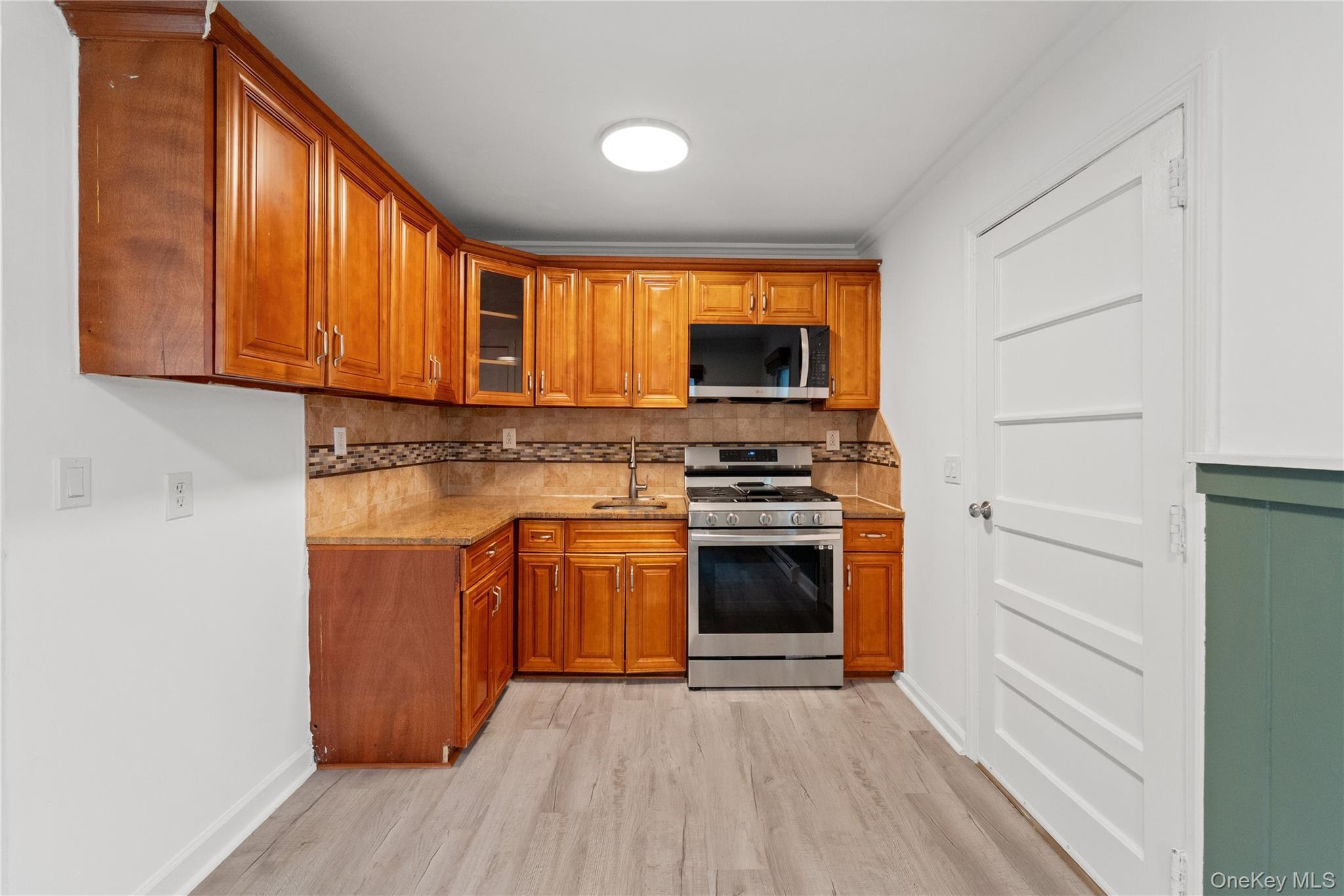 Single Family Alleghany  Suffolk County, NY 11757, MLS-965021-11