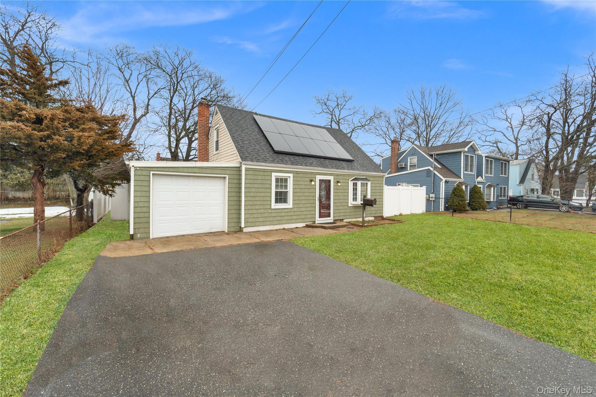 Single Family Alleghany  Suffolk County, NY 11757, MLS-965021-2