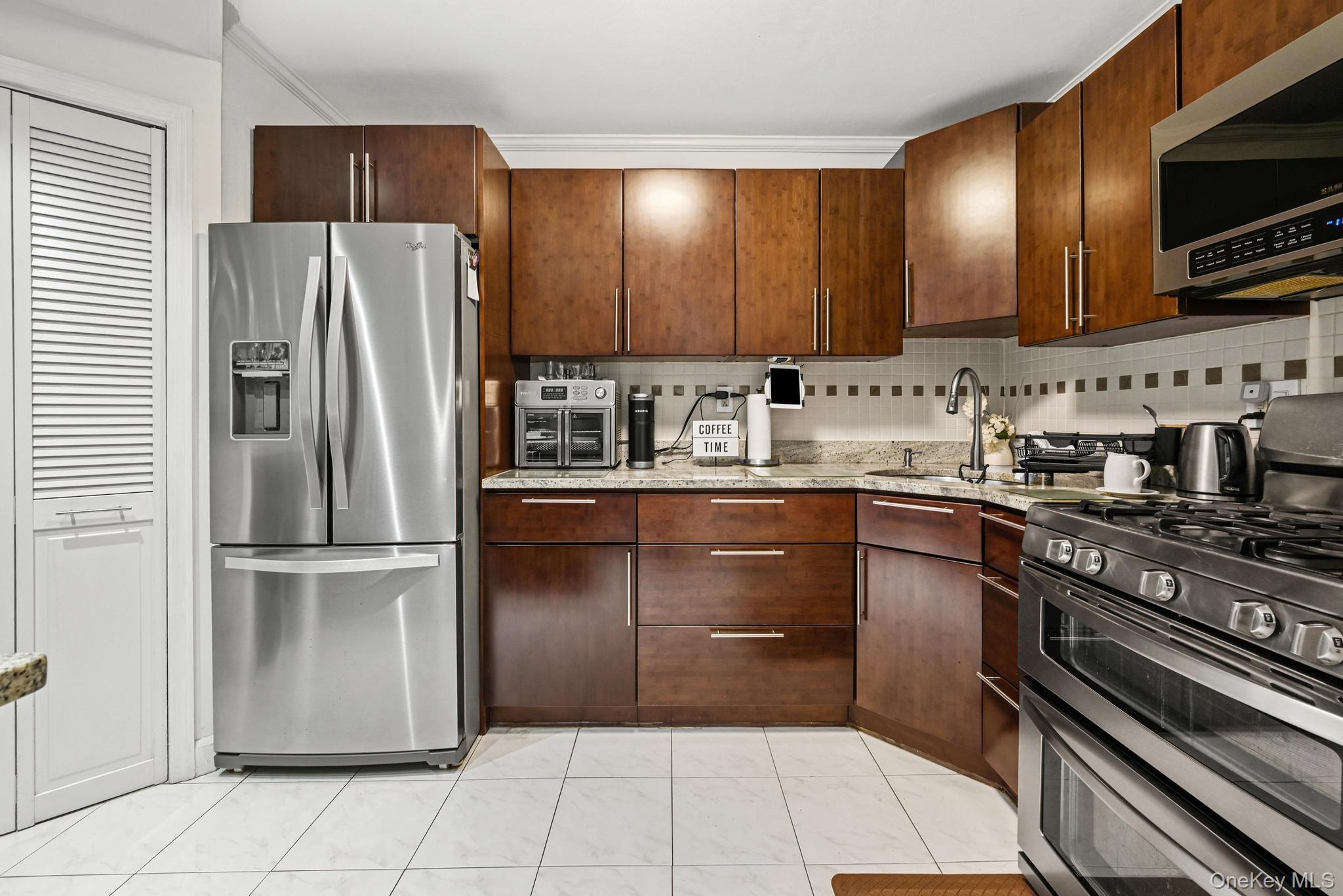 Condo 95th Queens, NY 11417, MLS-965031-5