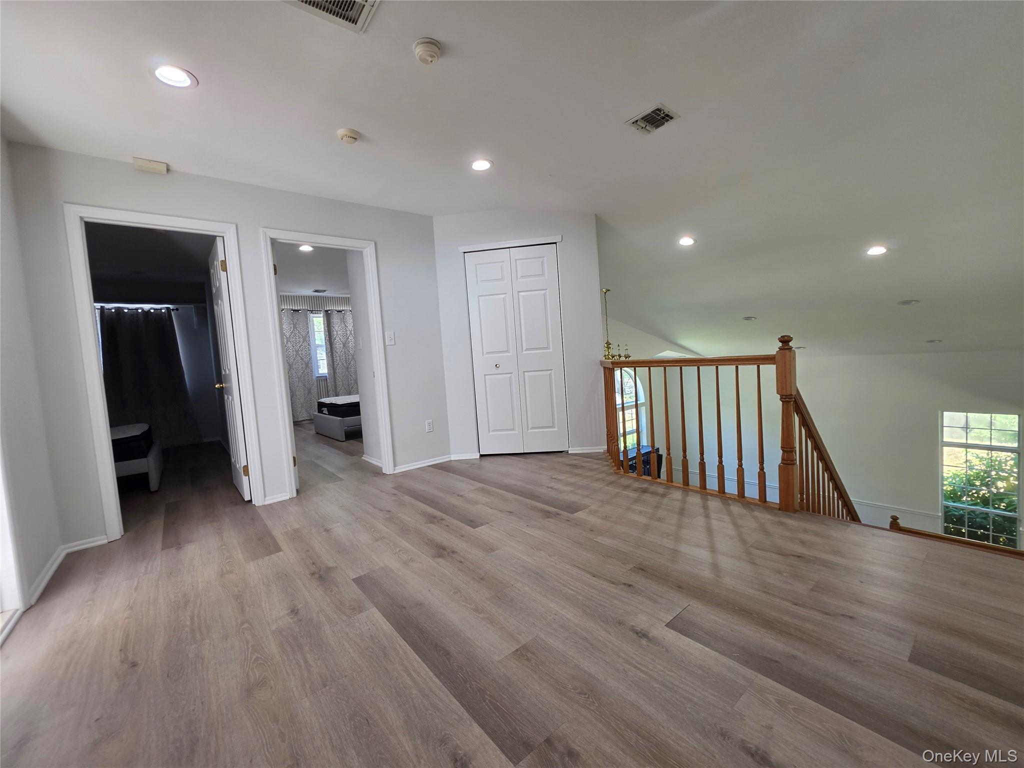 Single Family Arbor Field Way Suffolk County, NY 11755, MLS-965034-9