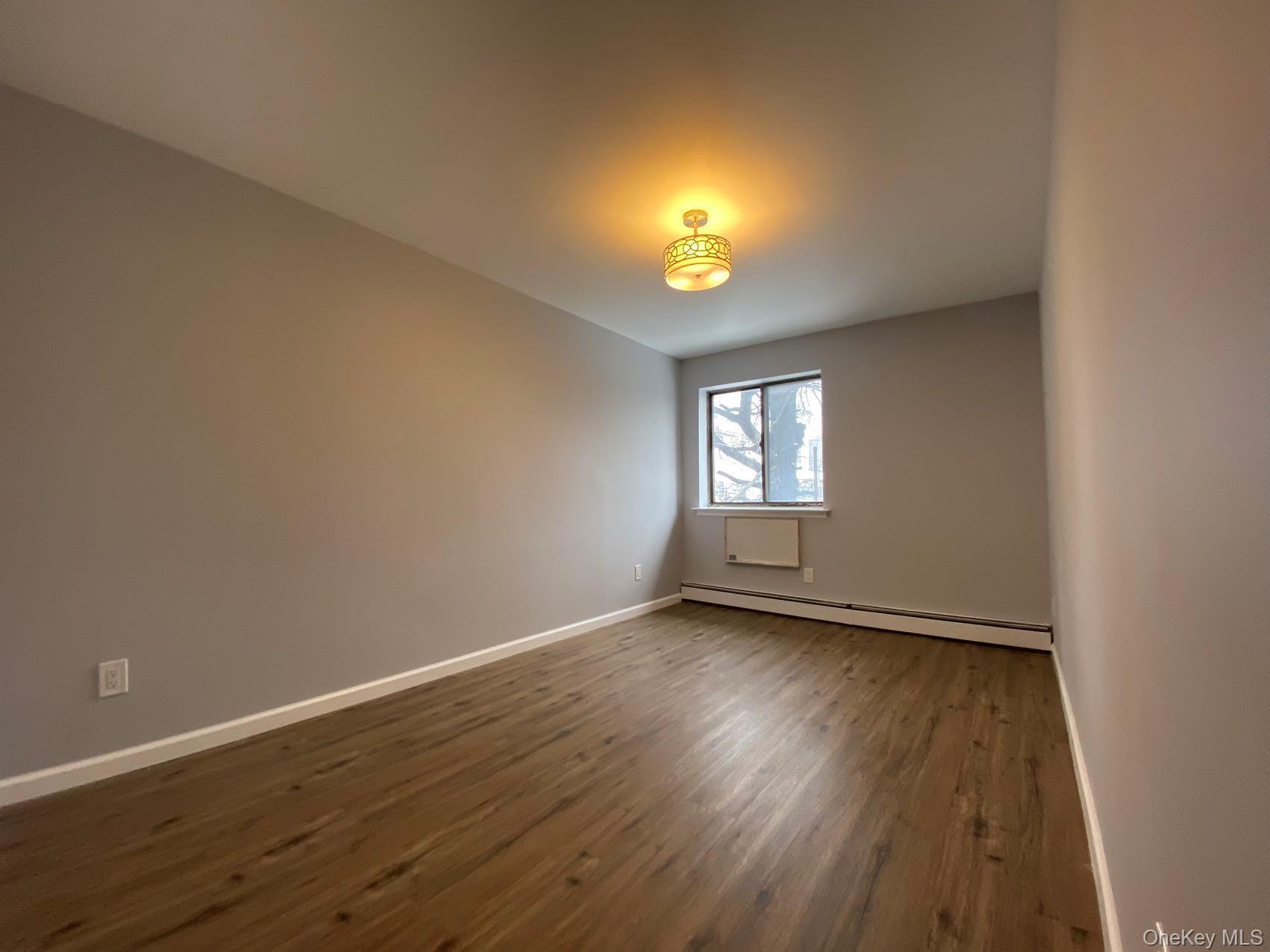 Apartment 168th Street  Queens, NY 11365, MLS-965089-5