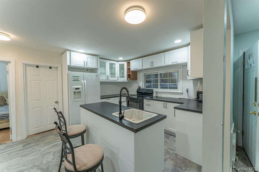 Single Family Gillette  Suffolk County, NY 11746, MLS-965098-2