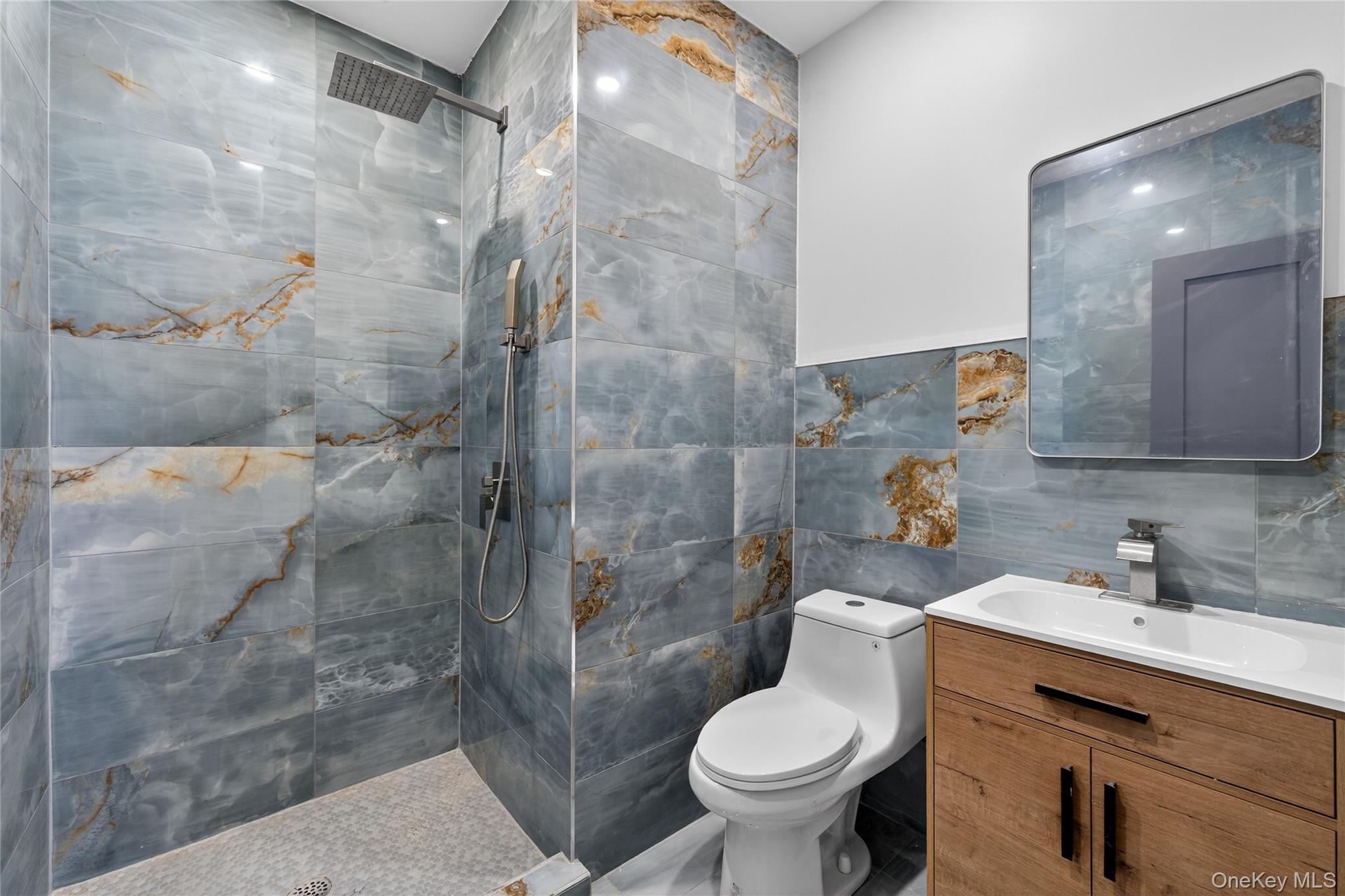 Single Family 35th Queens, NY 11368, MLS-965107-17