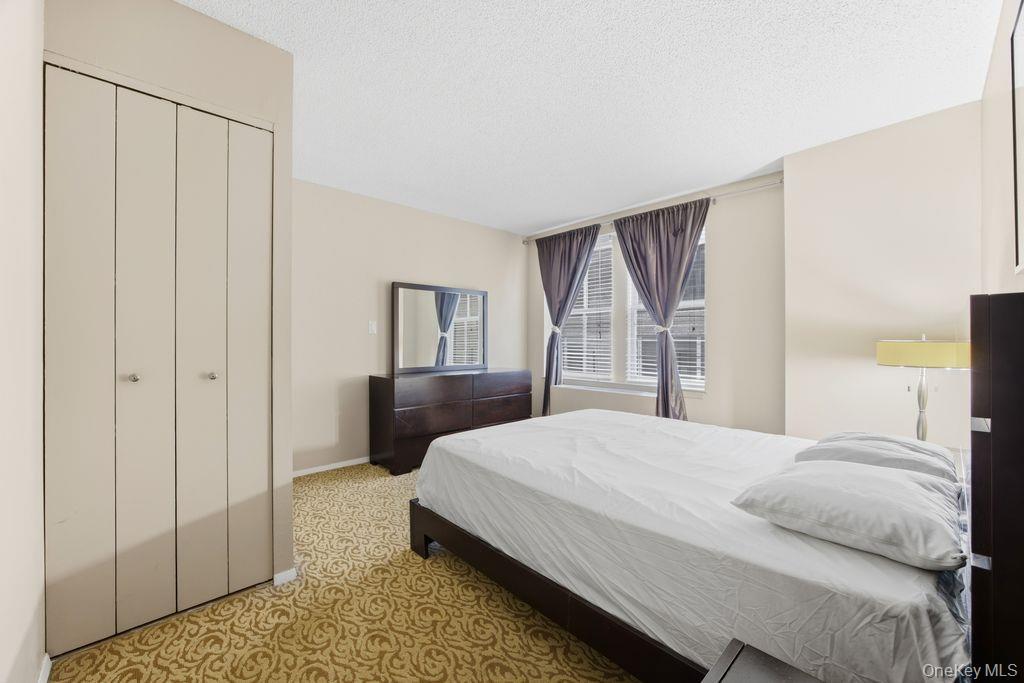 Condo 51st Manhattan, NY 10019, MLS-965118-15