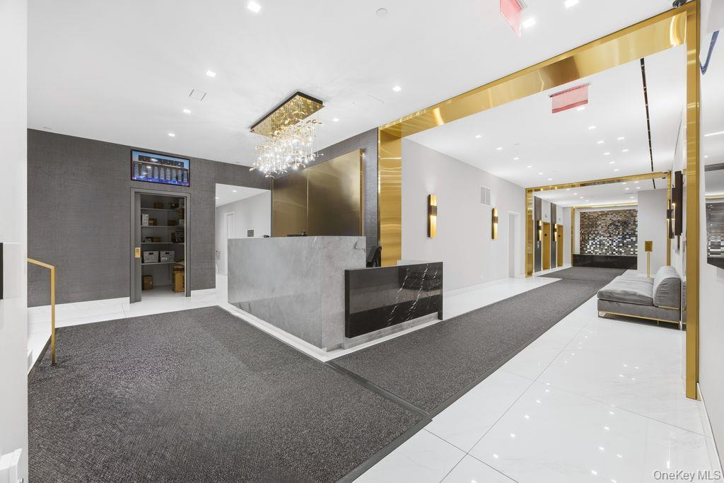 Condo 51st Manhattan, NY 10019, MLS-965118-5