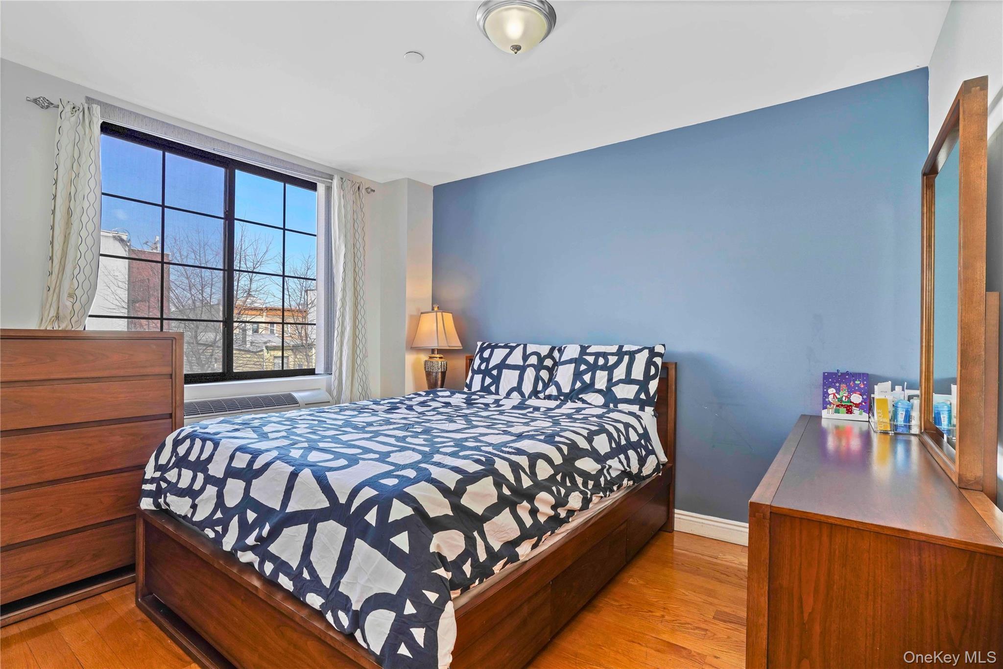 Condo Saint Nicholas  Queens, NY 11385, MLS-965175-6