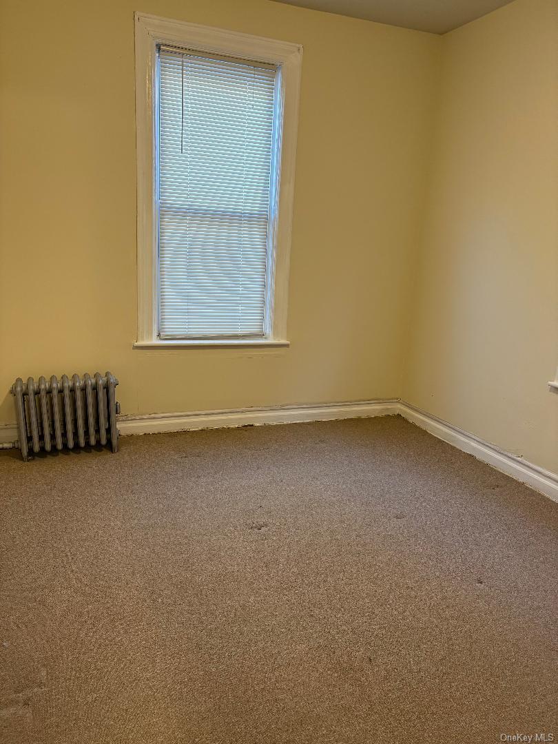 Apartment Seymour  Bronx, NY 10469, MLS-965202-8